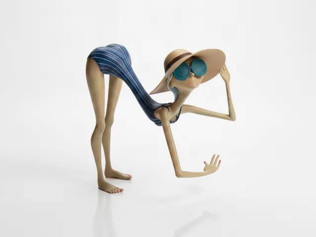 Elegant Female Figure Art Sculpture 3D Printable