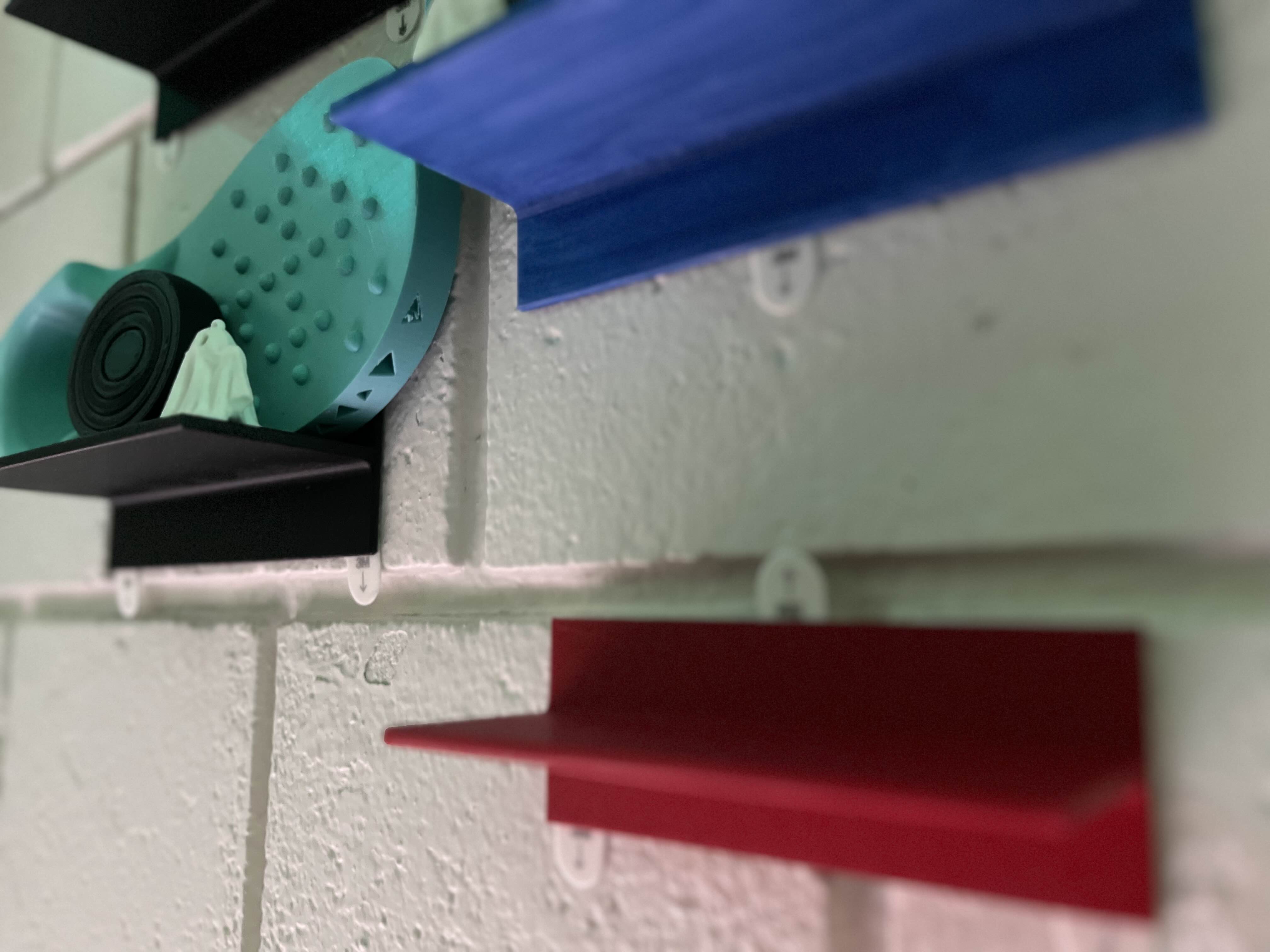Miniatura 3 do modelo 3D Simple Wall Mount Display Shelf