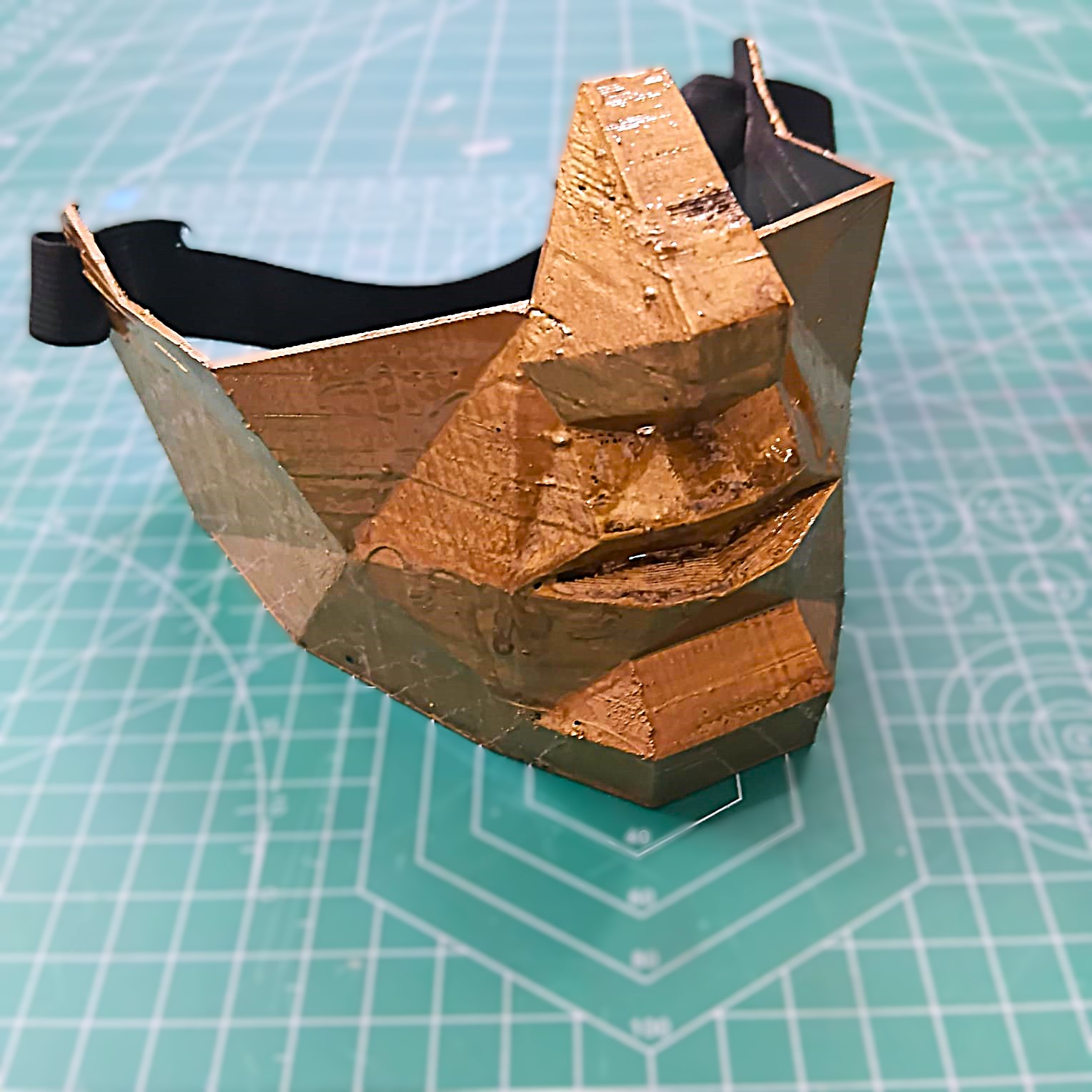 Half Low-Poly Mask