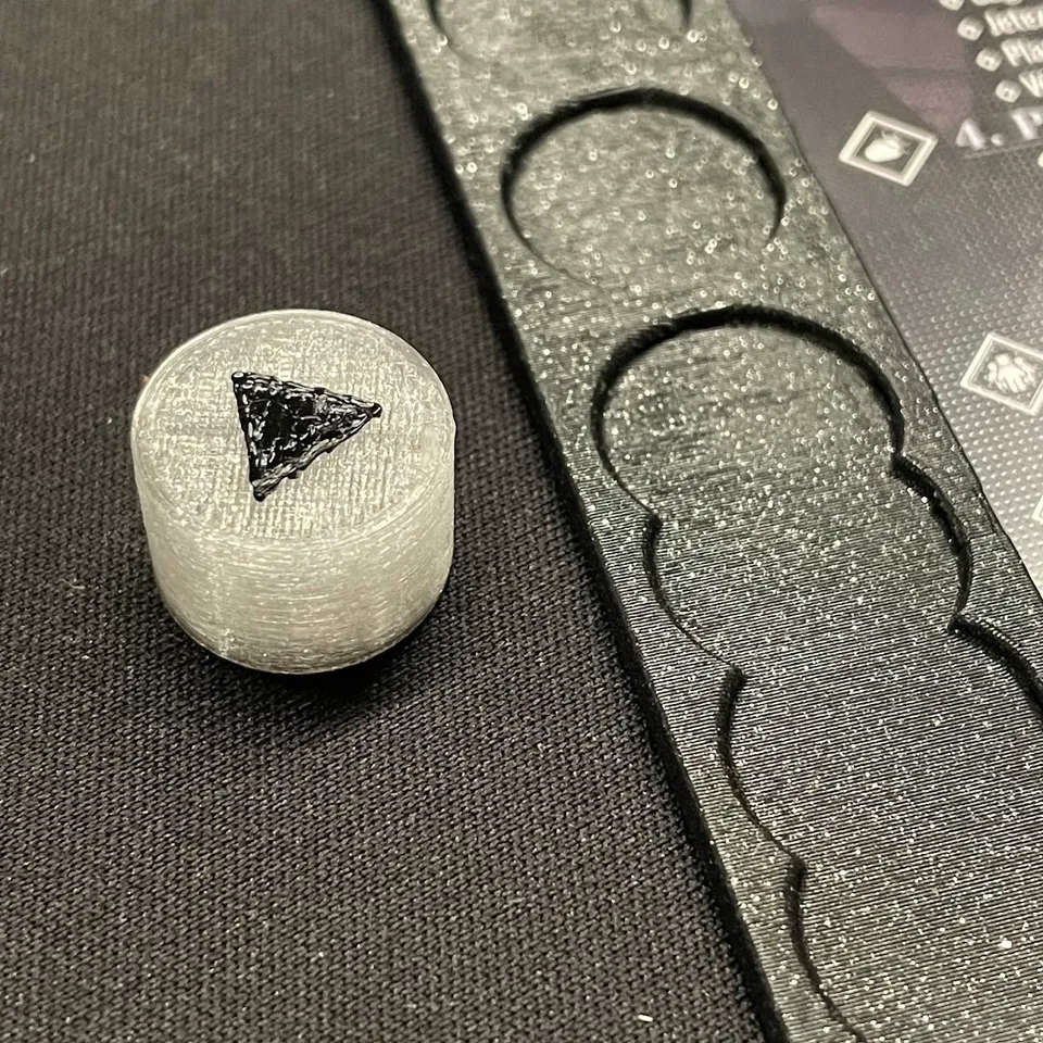 Frostpunk - Round card Sleeve/Board and Marker (version franaise) by  MiracleMike | Download free STL model | Printables.com
