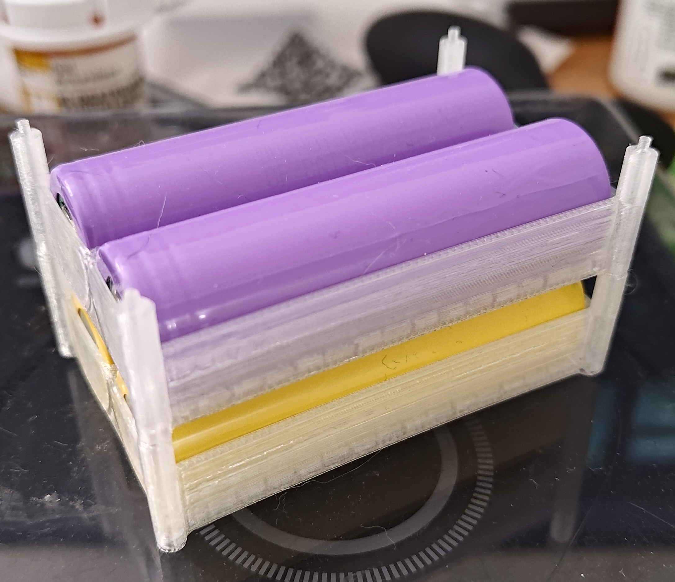 2x 18650 stackable battery organizer
