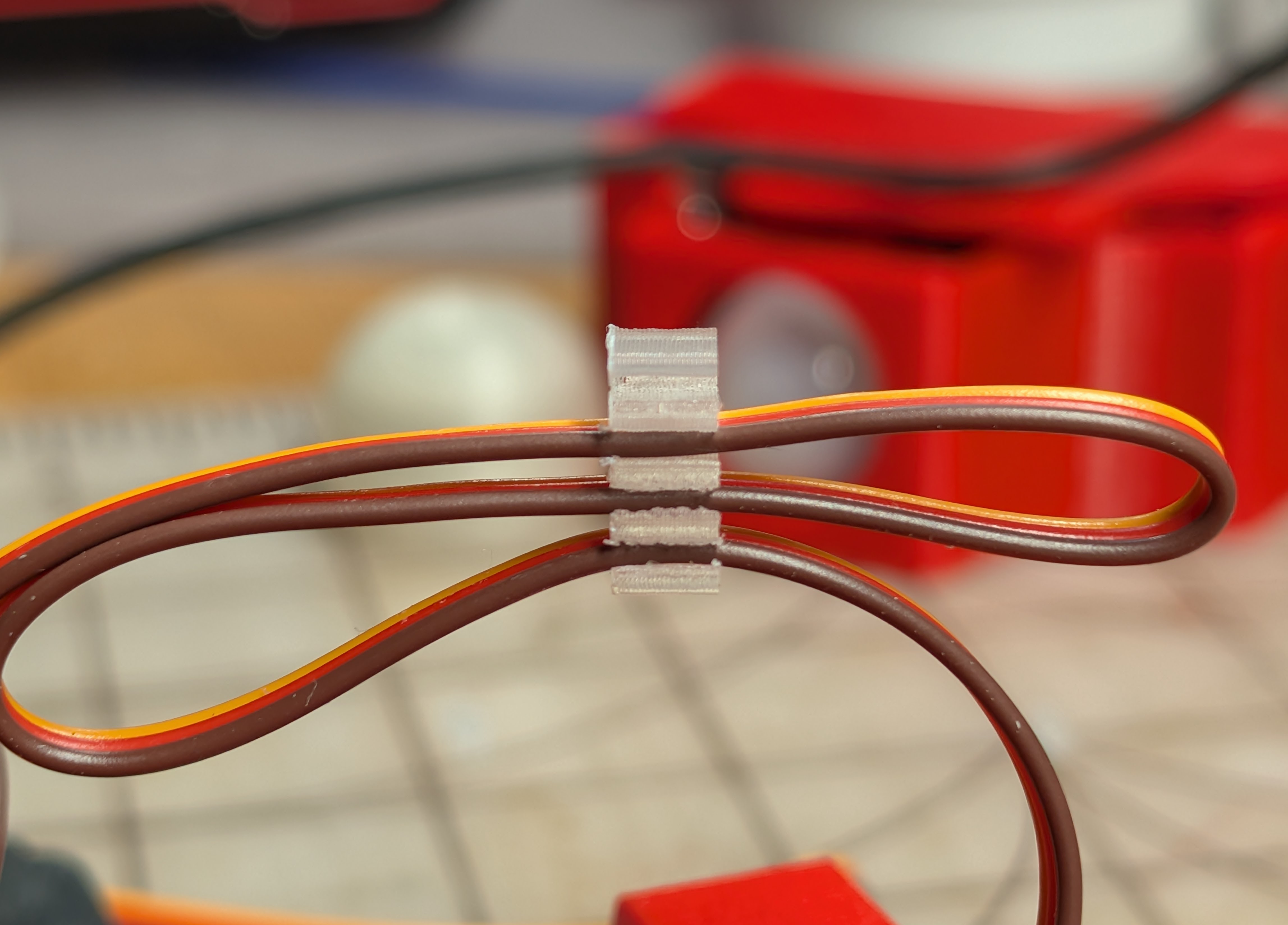 Ribbon Wire Folding Clip — miniatura 2