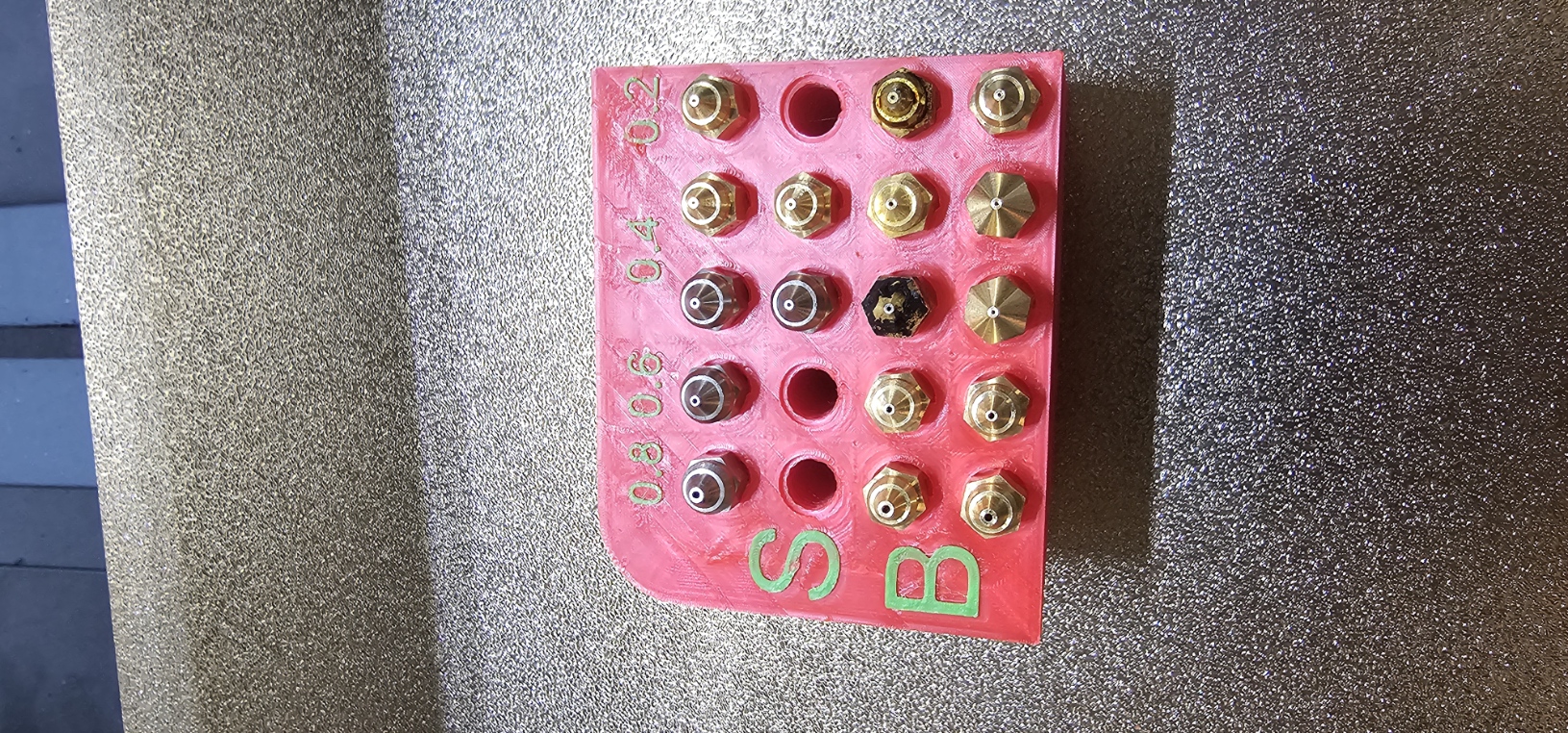 Nozzle sorter