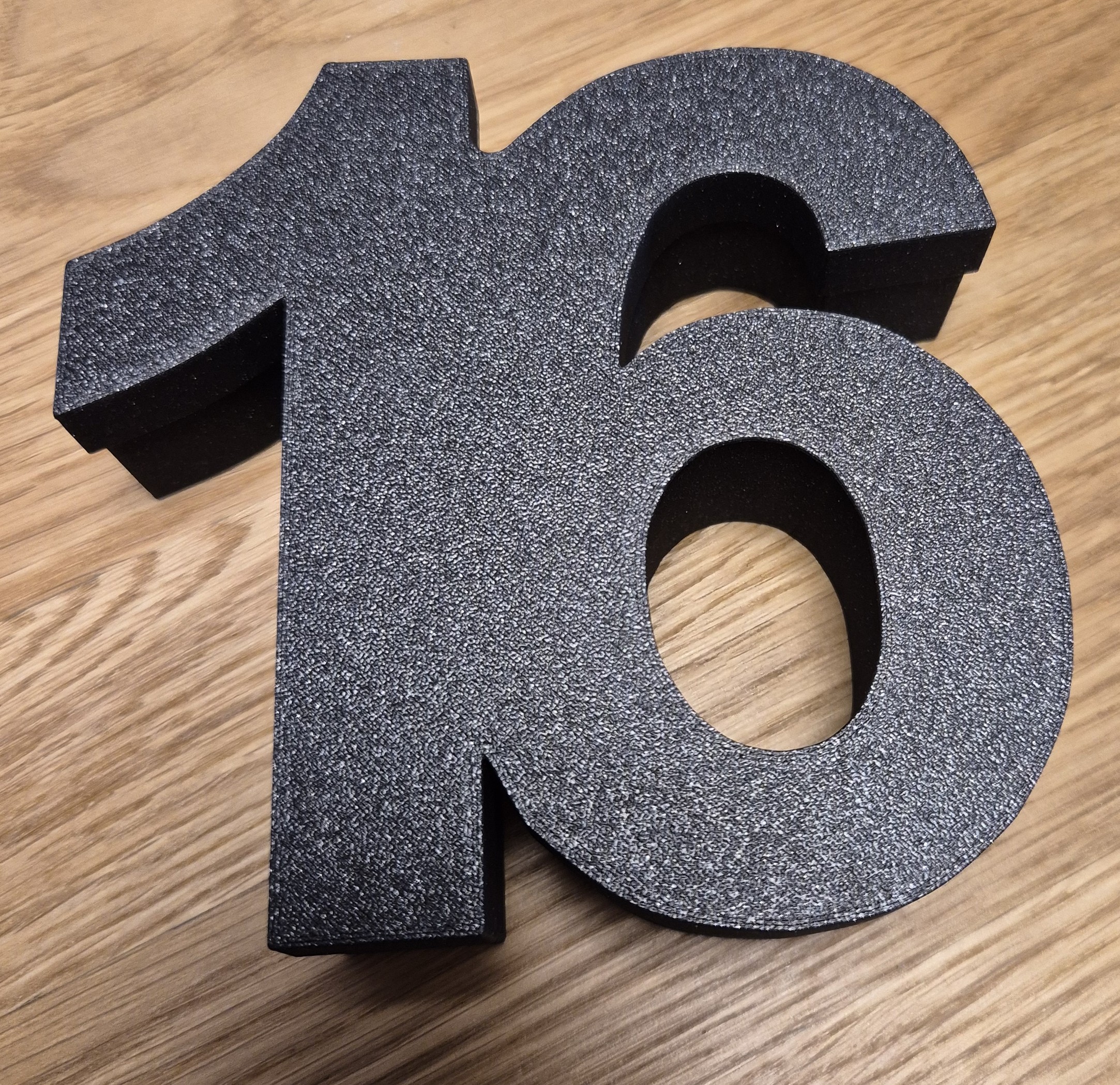 Geschenkbox zum 16ten Geburtstag - Gift box for a 16th birthday