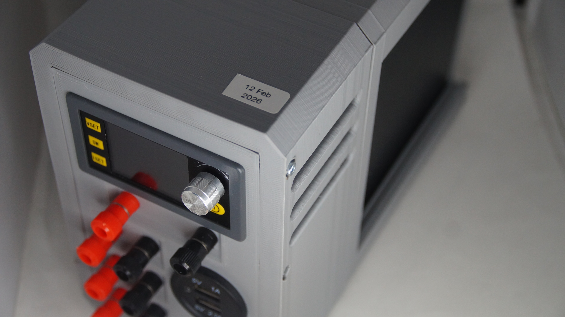 Variable power supply — miniatura 8