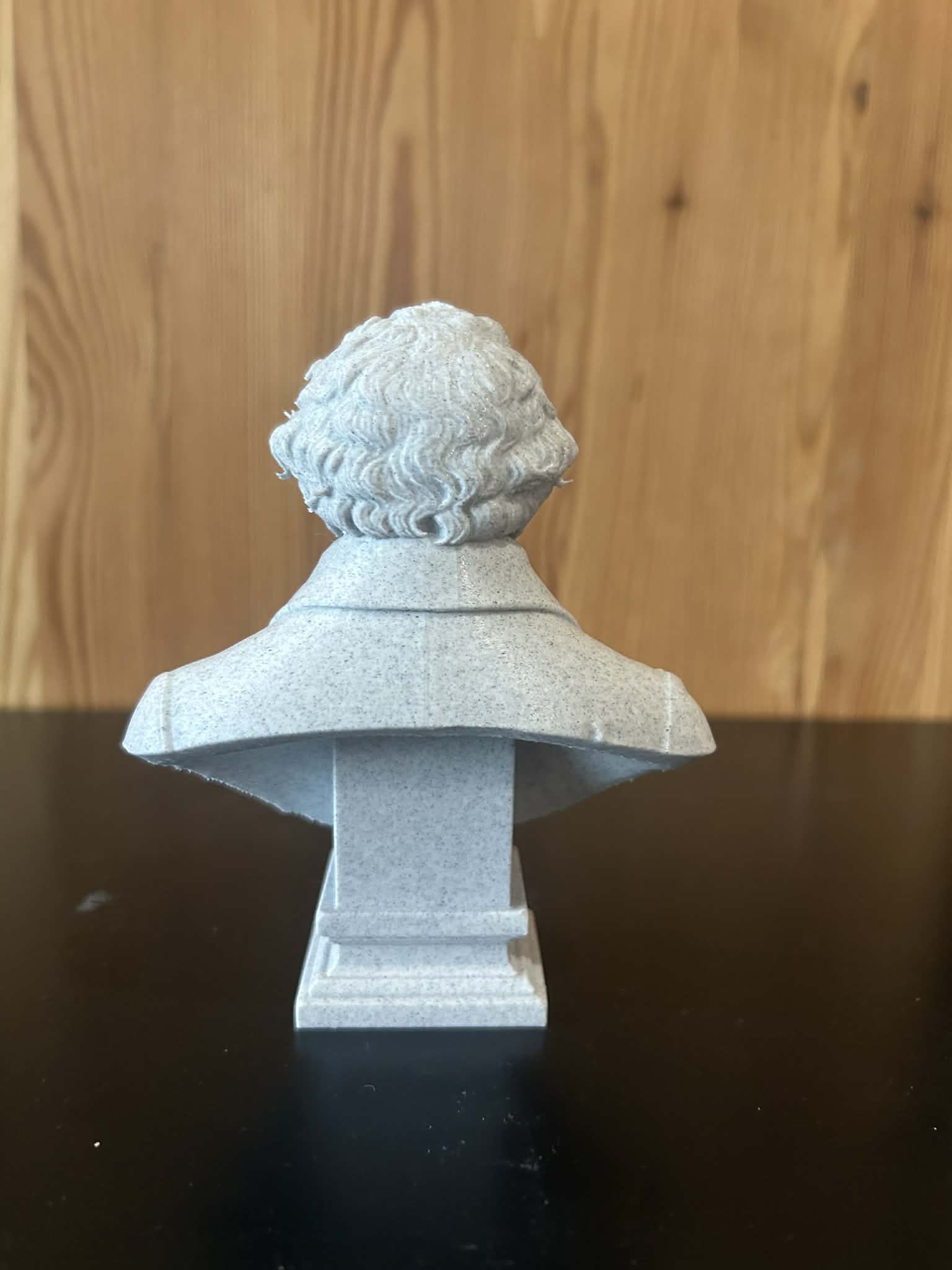 Miniatura 3 do modelo 3D Georg Simon Ohm Bust