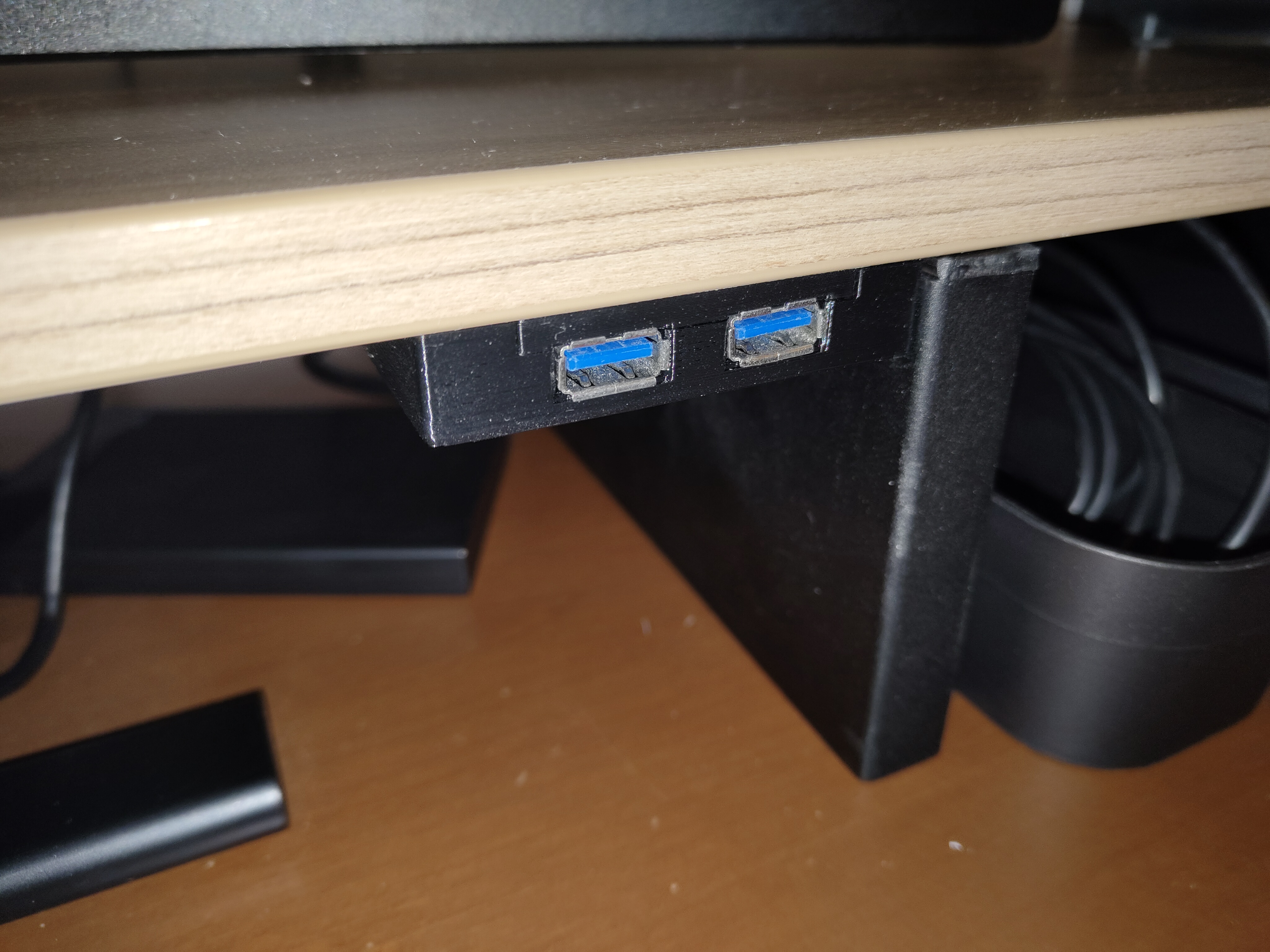 Dual USB3 Under Desk Mount