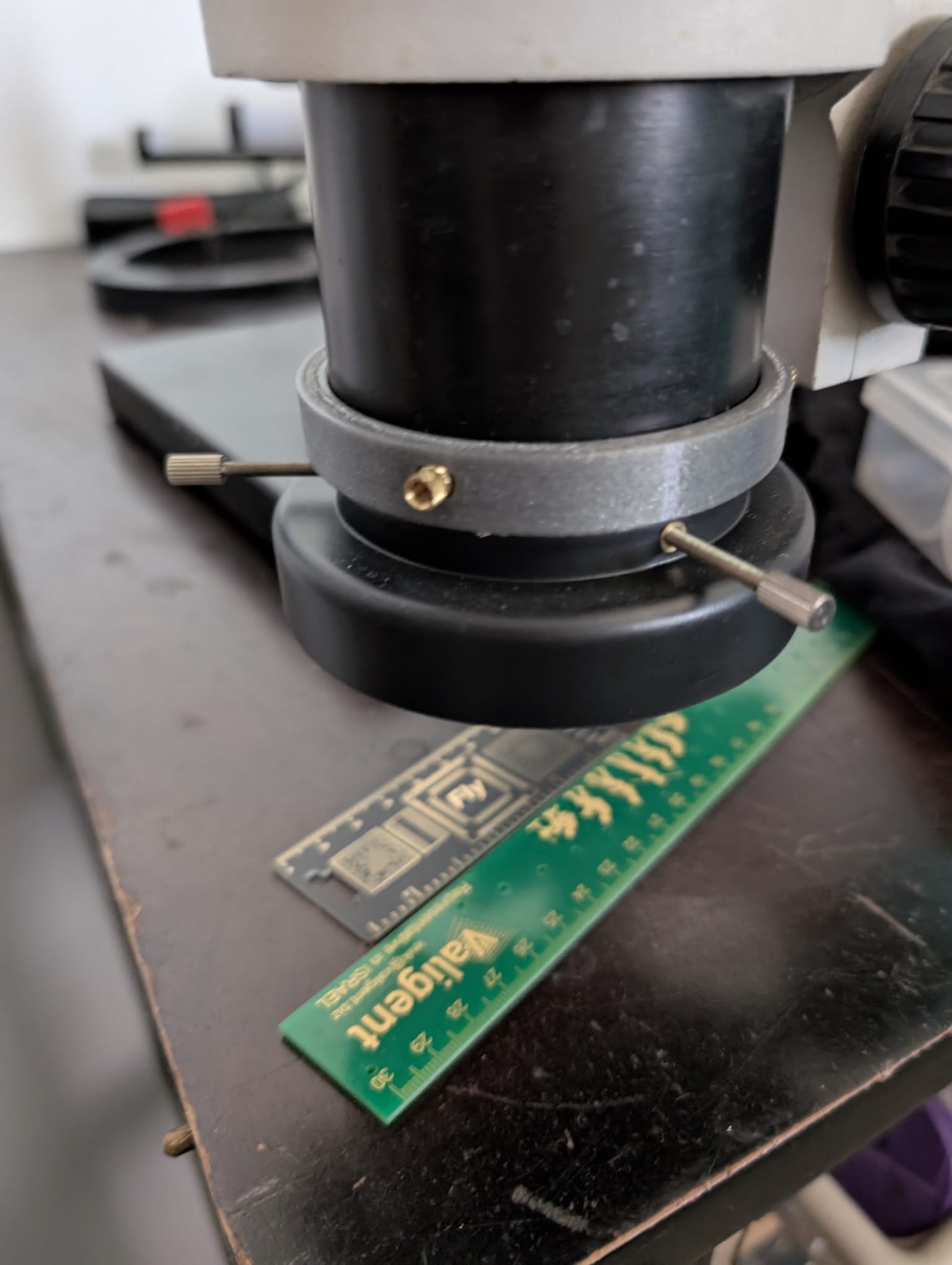 Customizable microscope ring light adaptor