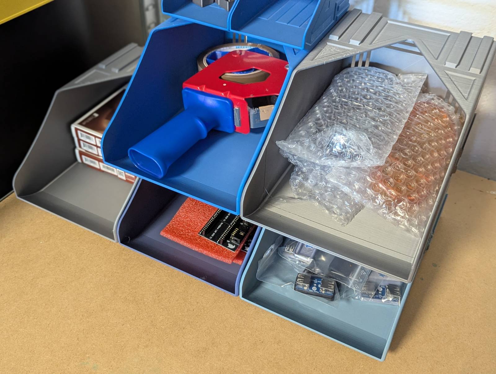 Miniatura 10 do modelo 3D Stackable Interlocking Bins