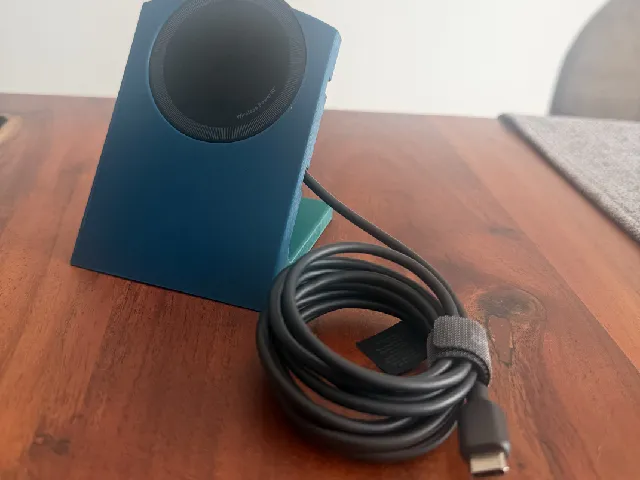 Anker Zolo Stand for Iphone