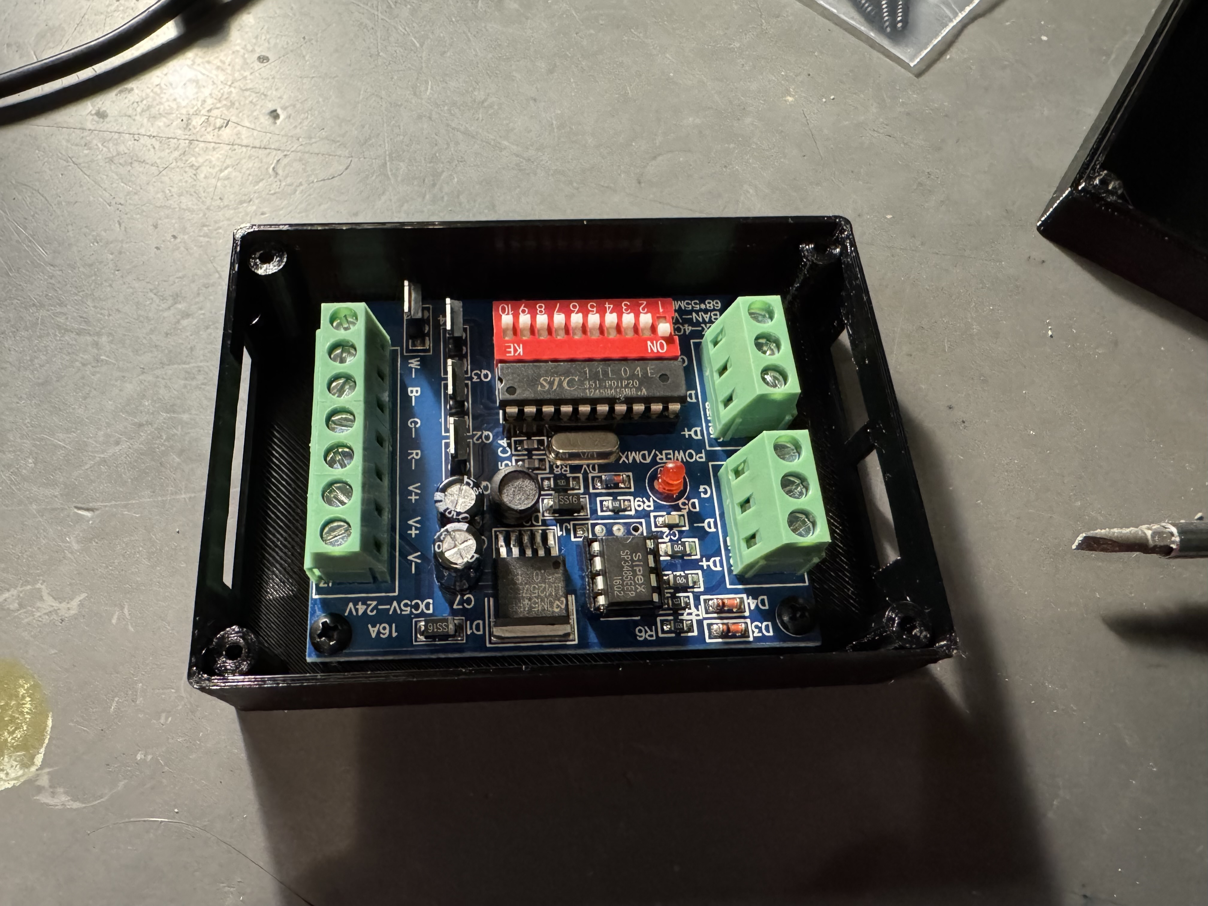DMX-4CH-BAN-V3 Enclosure
