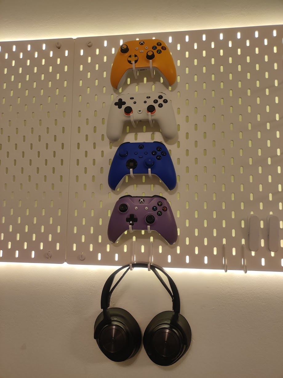 Universal Skadis Controller Holder