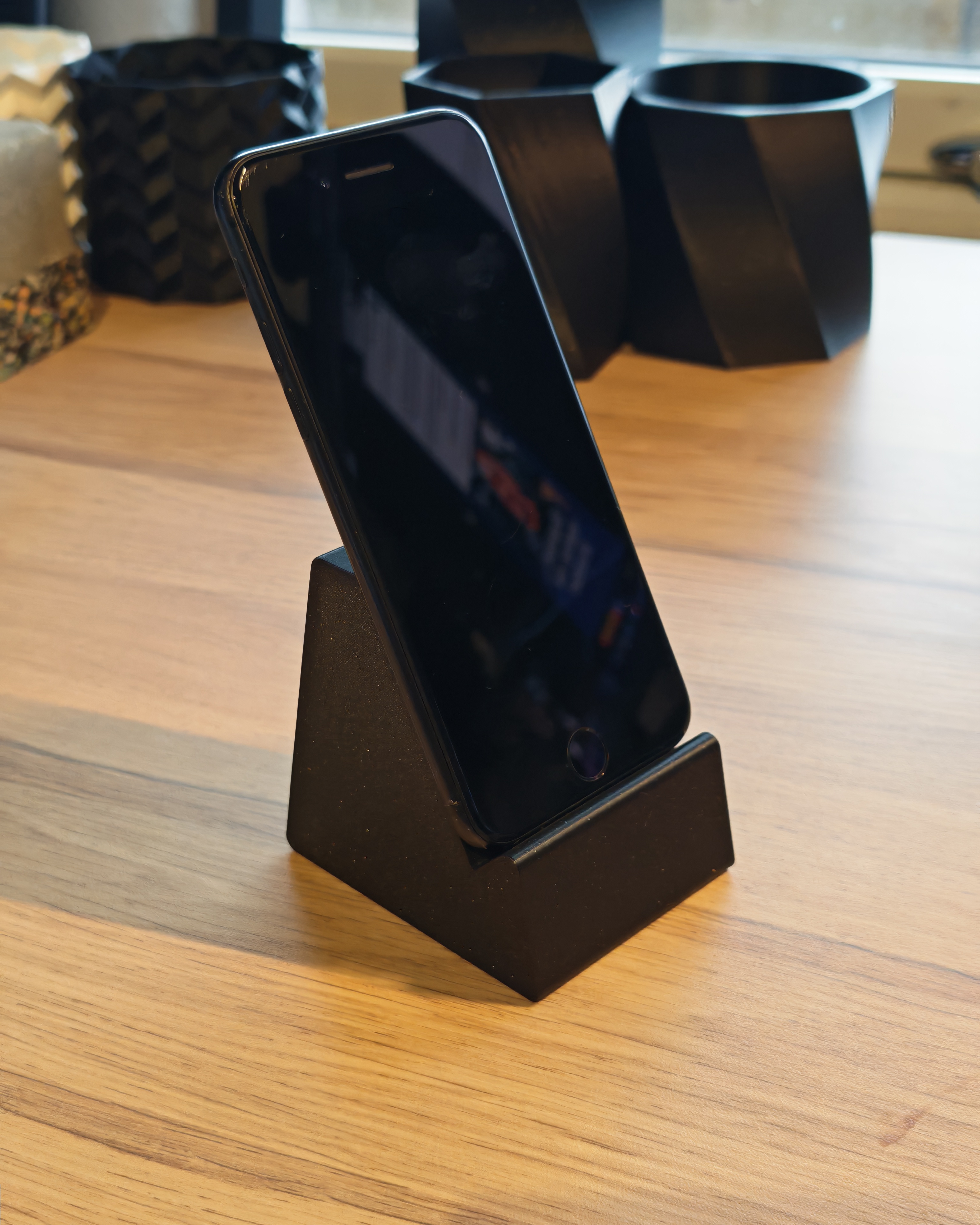 Minimalist Universal Phone & Tablet Stand (Strong & No Supports) 3D model by OptiForge