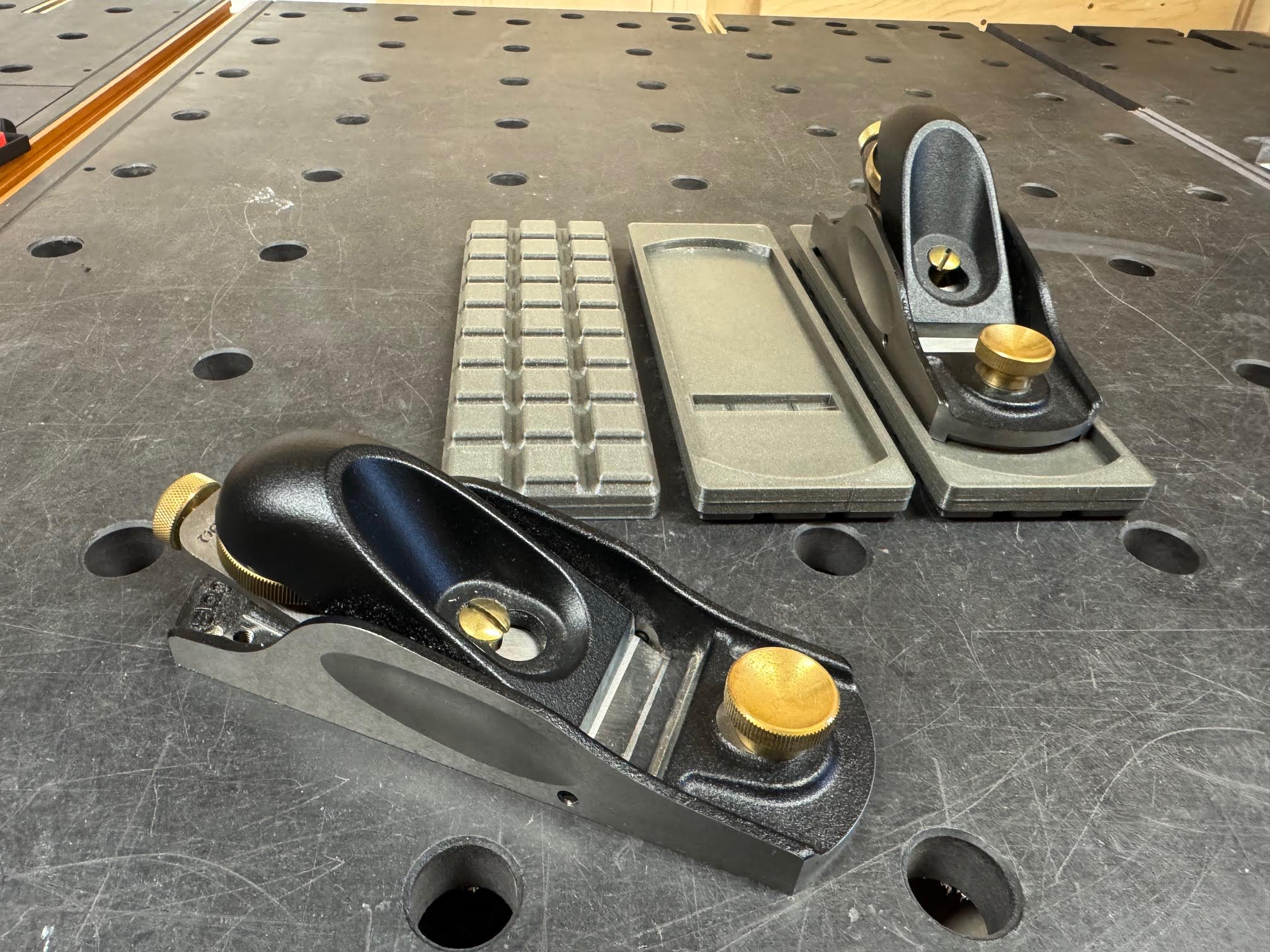 Gridfinity holder for Veritas blockplane