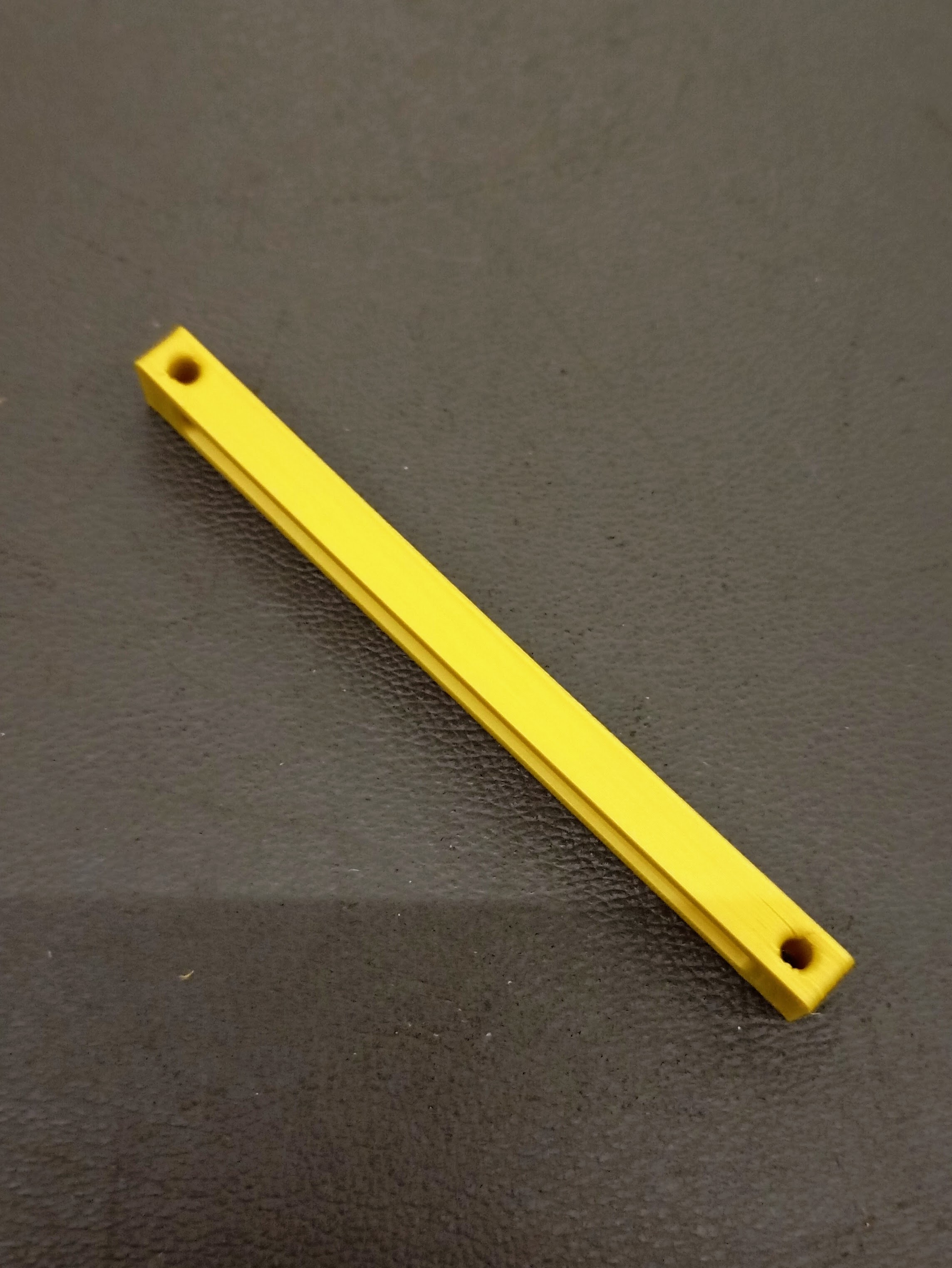 Glasses holder — thumbnail 3