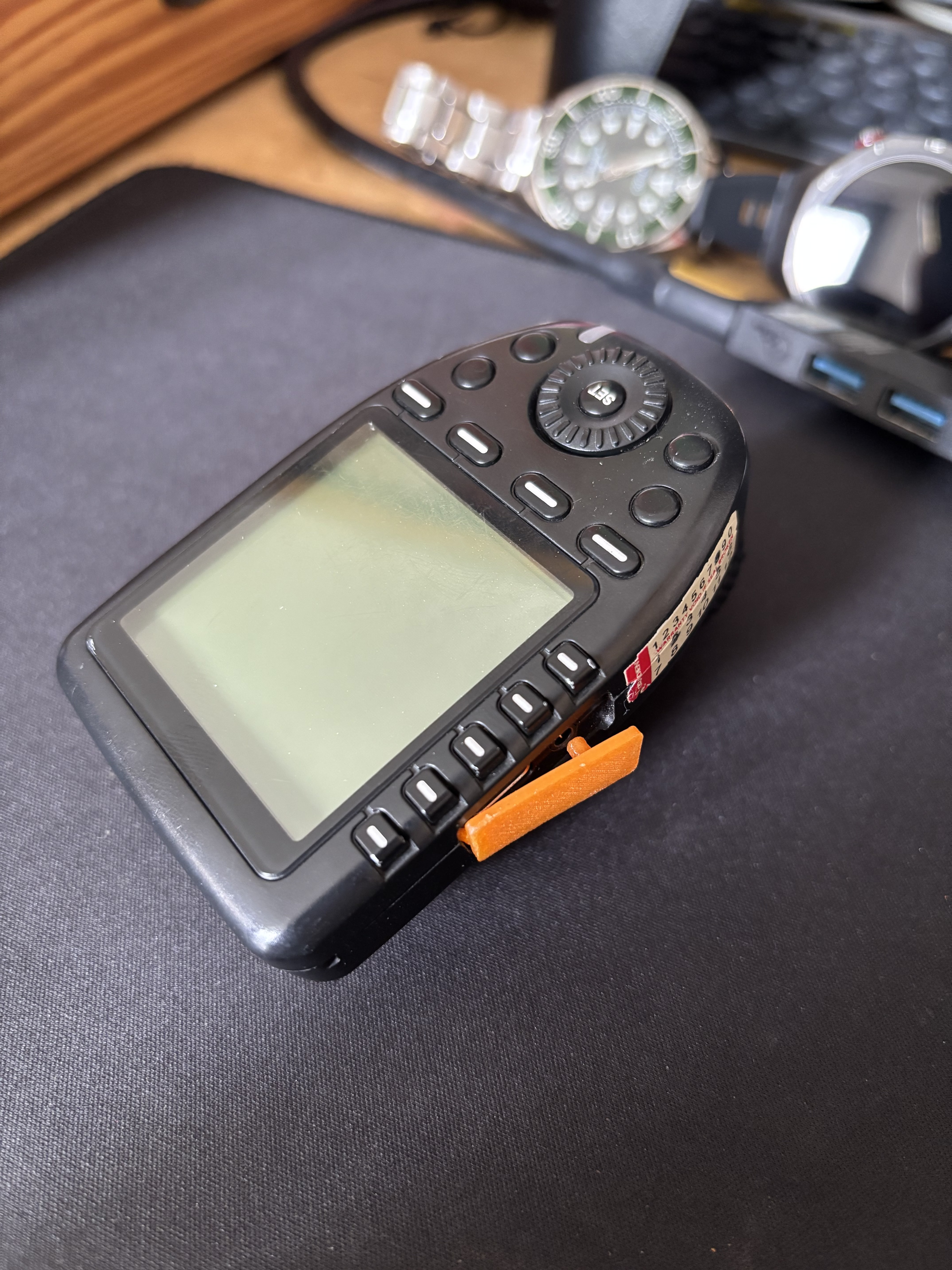Godox XPro flash trigger sync door