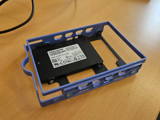 2.5" HDD / SSD to 3.5" HDD Bay Adapter