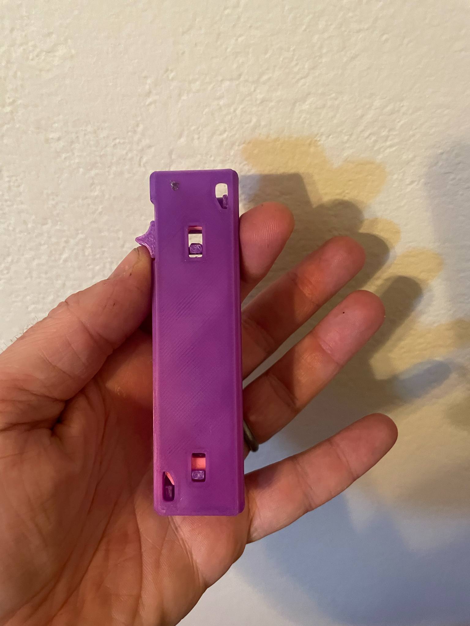Miniatura 4 do modelo 3D The Finger Switchblade