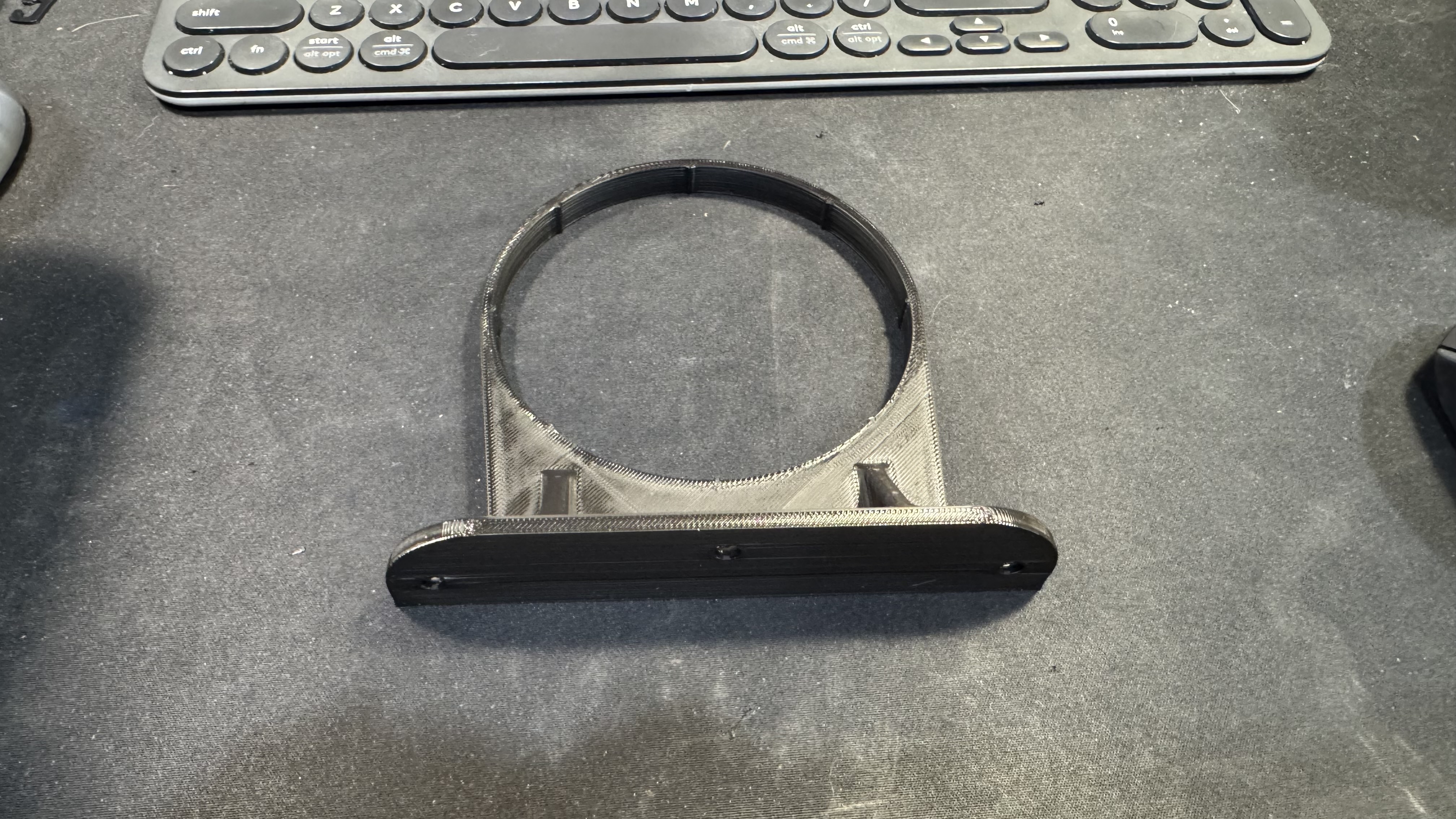 Dustright 4" to 2.5" Y wall mount