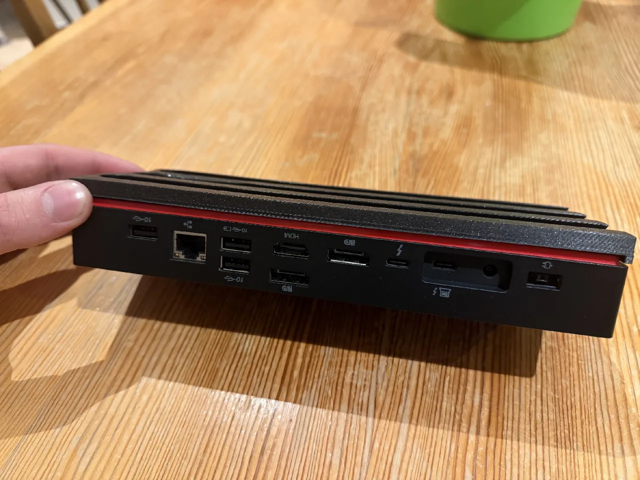 Lenovo ThinkPad Universal Thunderbolt 4 Dock - Underware