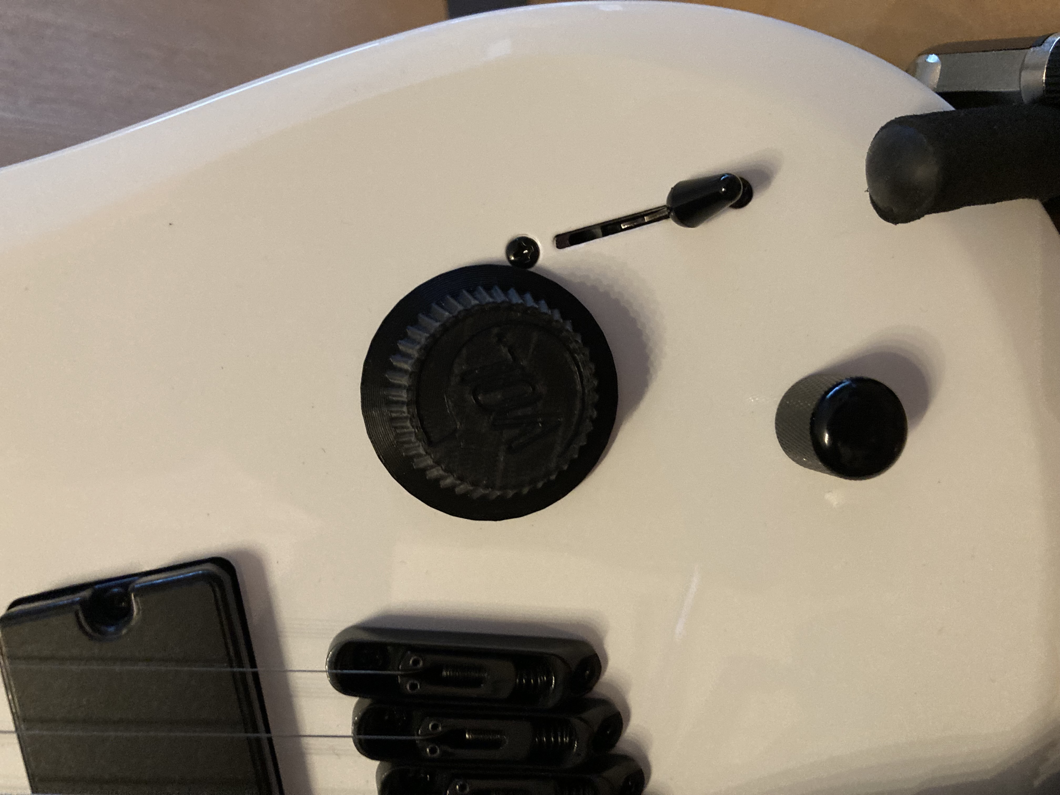 Super Big Guitar Knob - 6mm Split Shaft Pot (Press Fit)