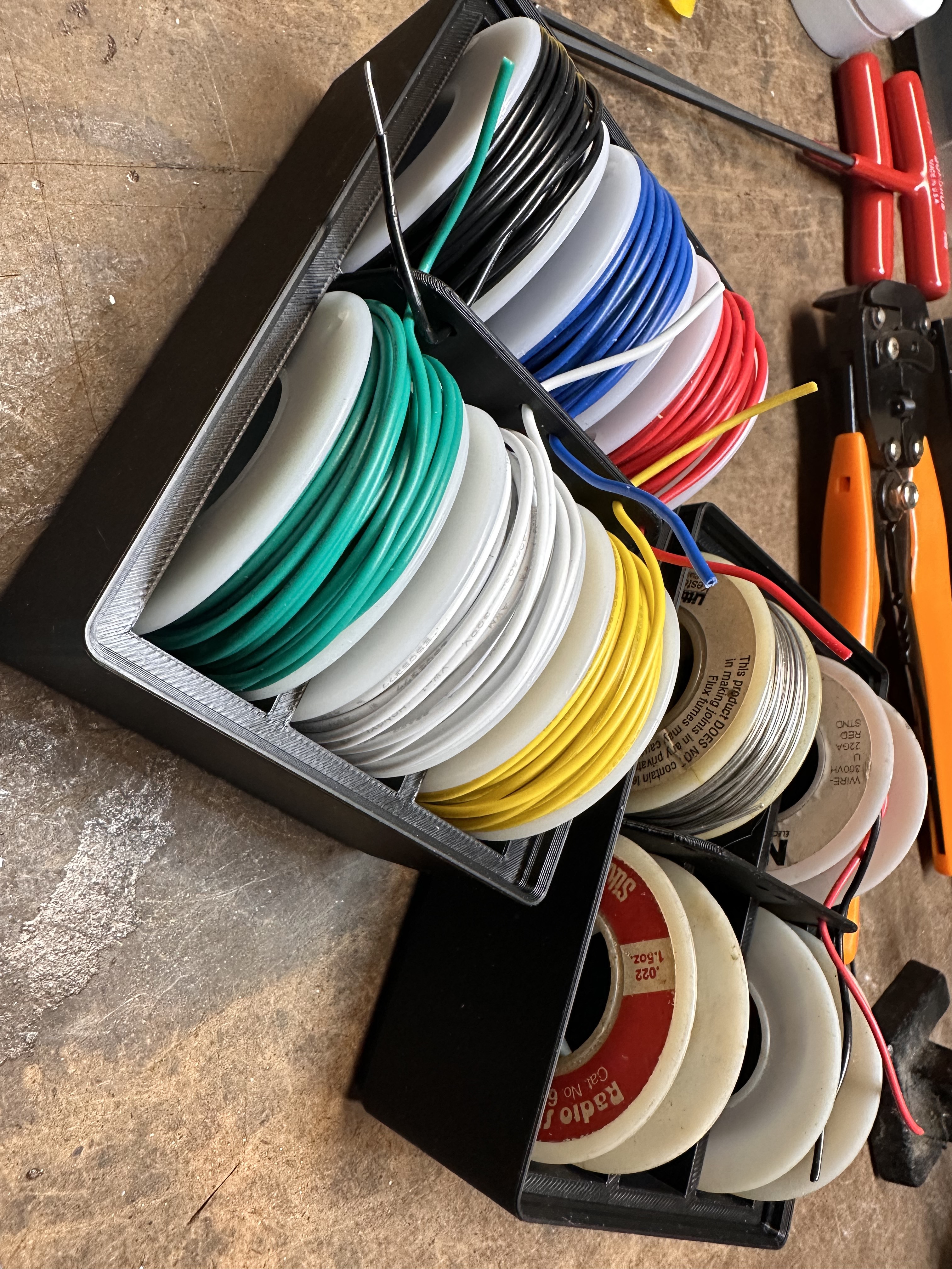 Gridifinity Wire Spool Caddy — thumbnail 4