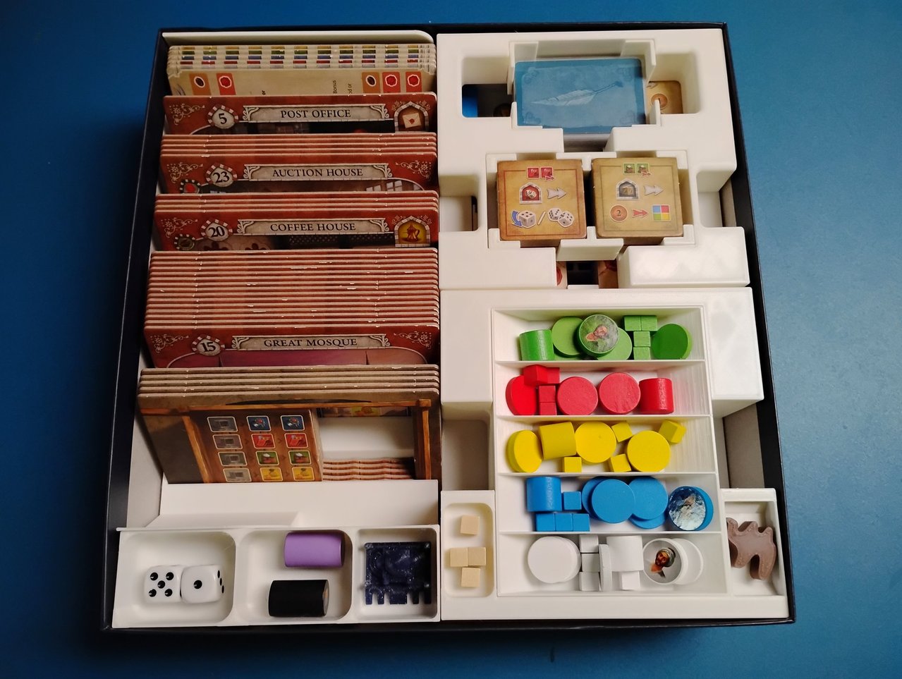 Istanbul BigBox Organizer - Thicker Boards and Sleeved Cards mod