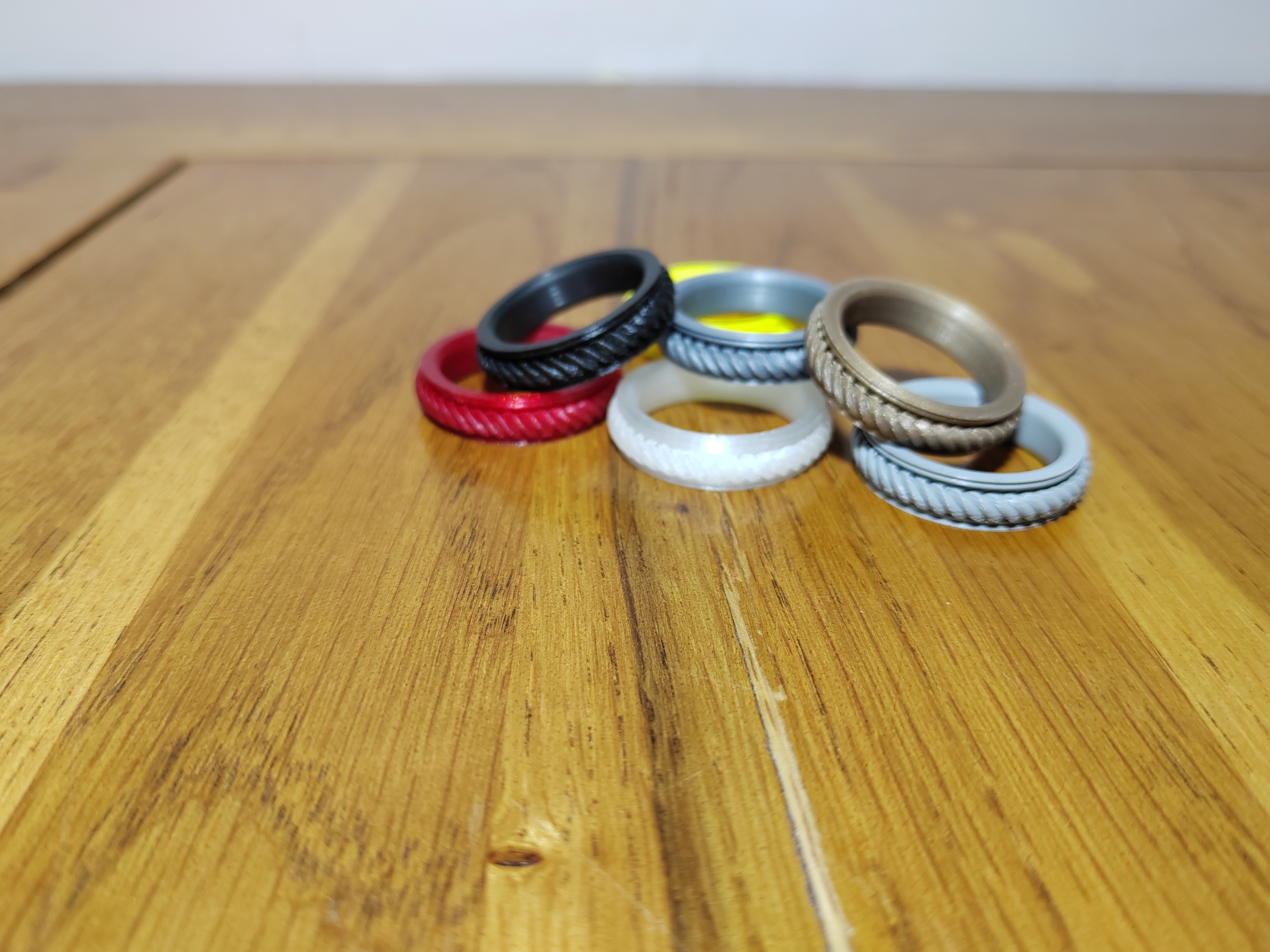 Fidget ring