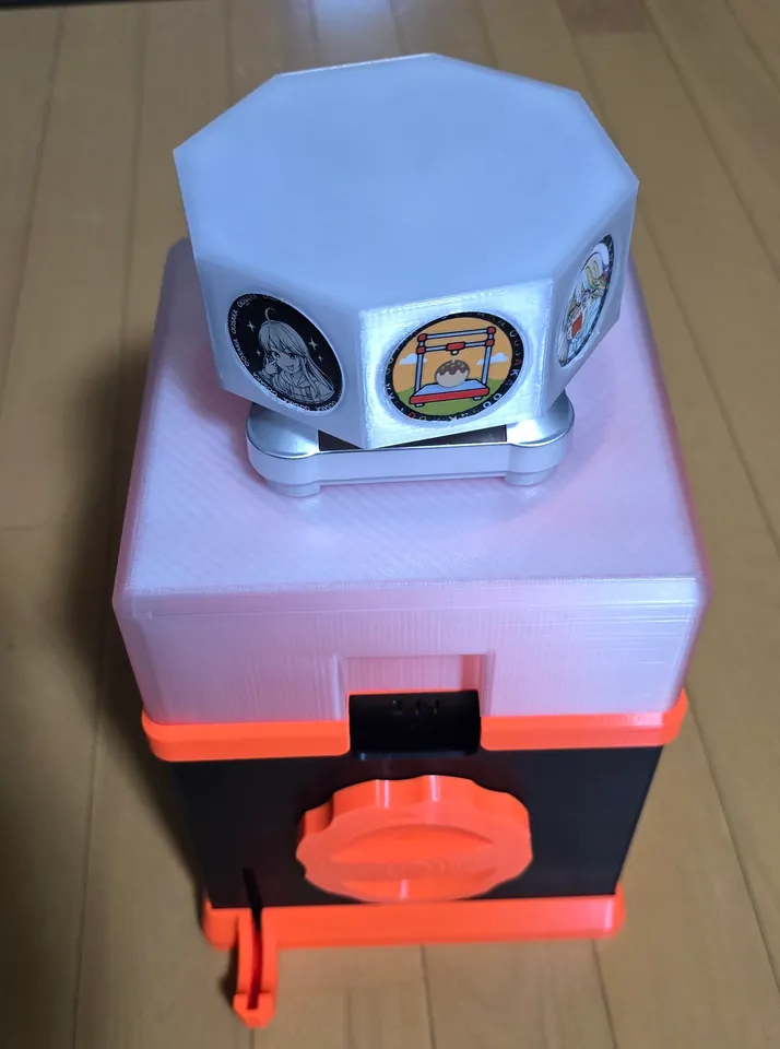 MakerChip Gacha by OOSAKA Lab | Download free STL model