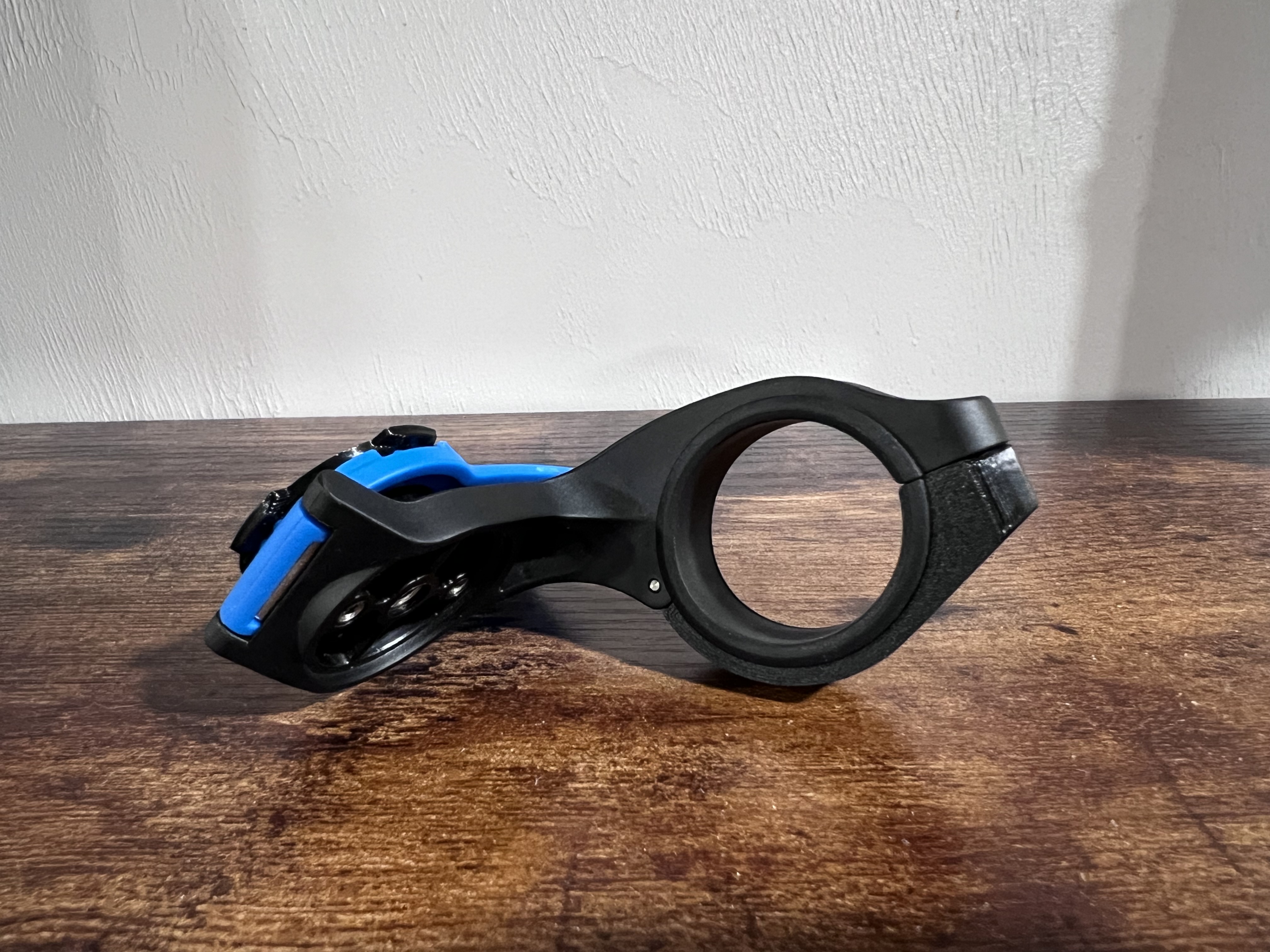 Quad Lock Out Front Mount Replacement Arm