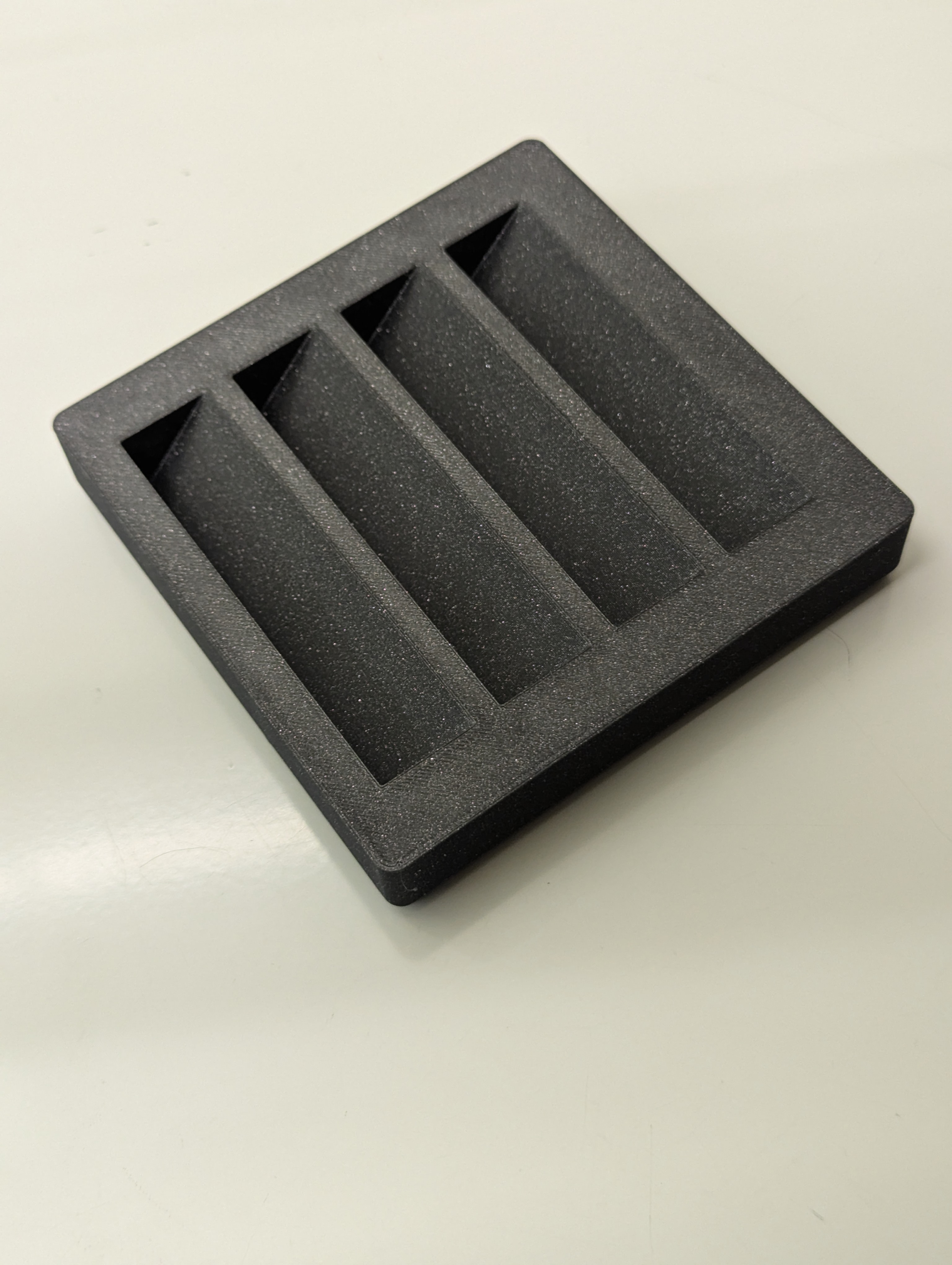 Gridfinity bin for Sony SD Card reader — thumbnail 2