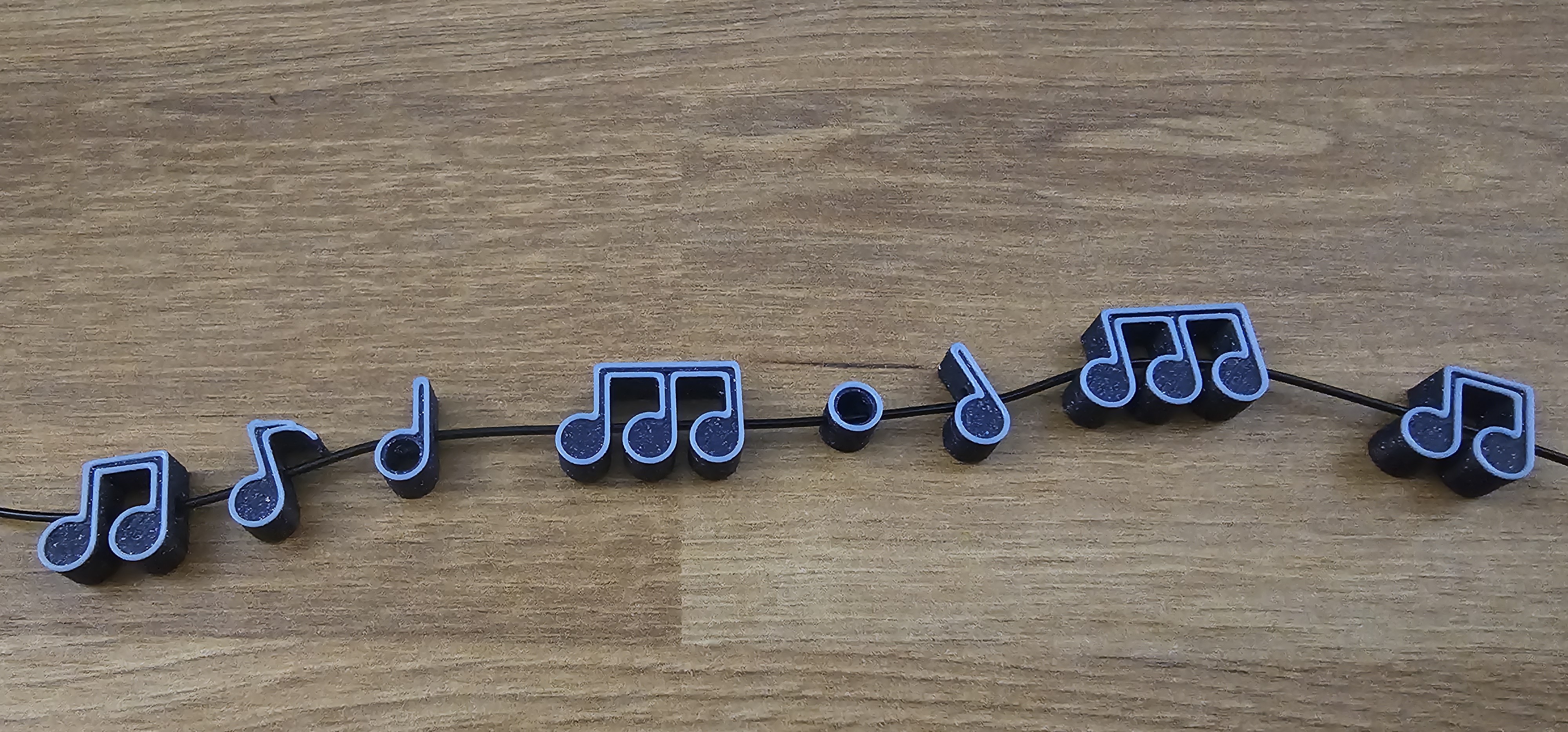 Miniatura 2 do modelo 3D Music Note Beads