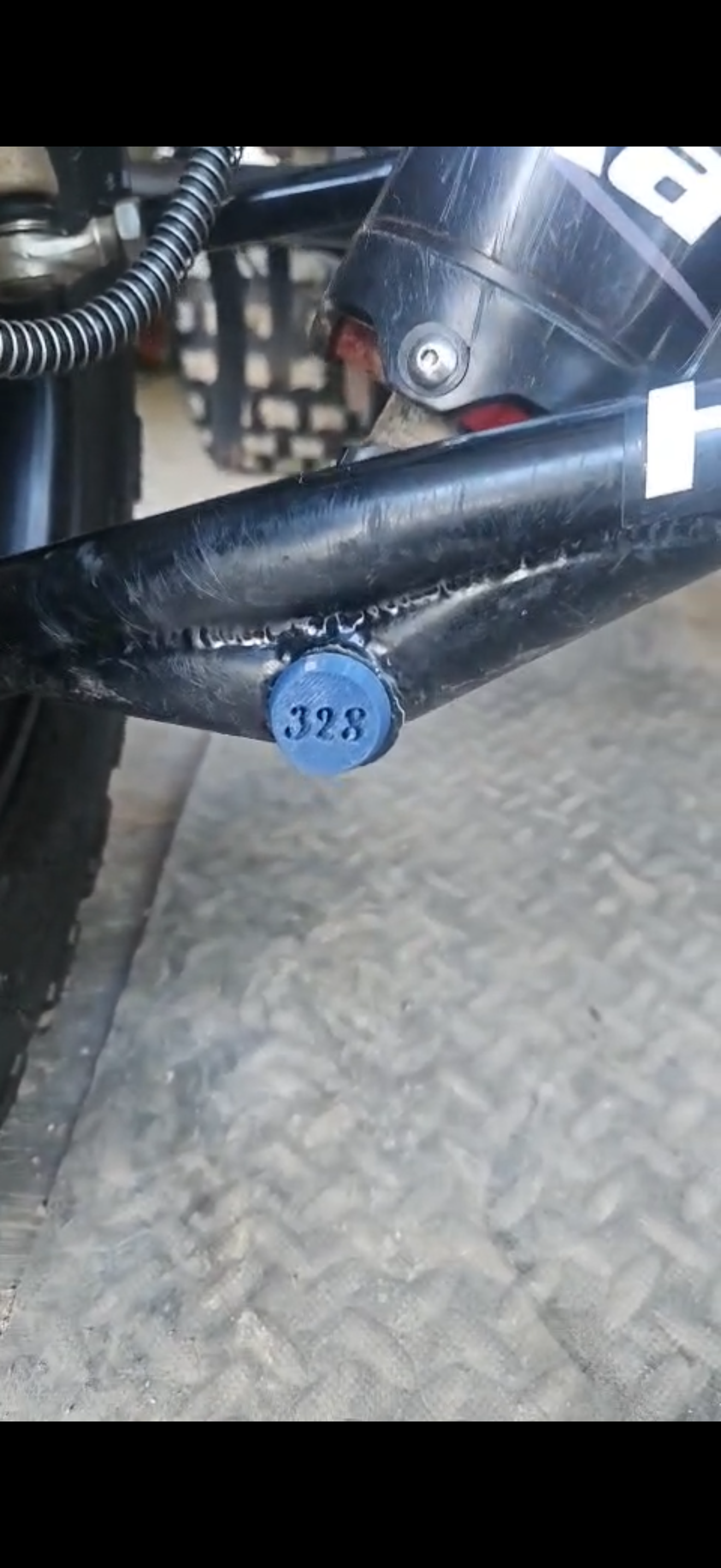control arm plug