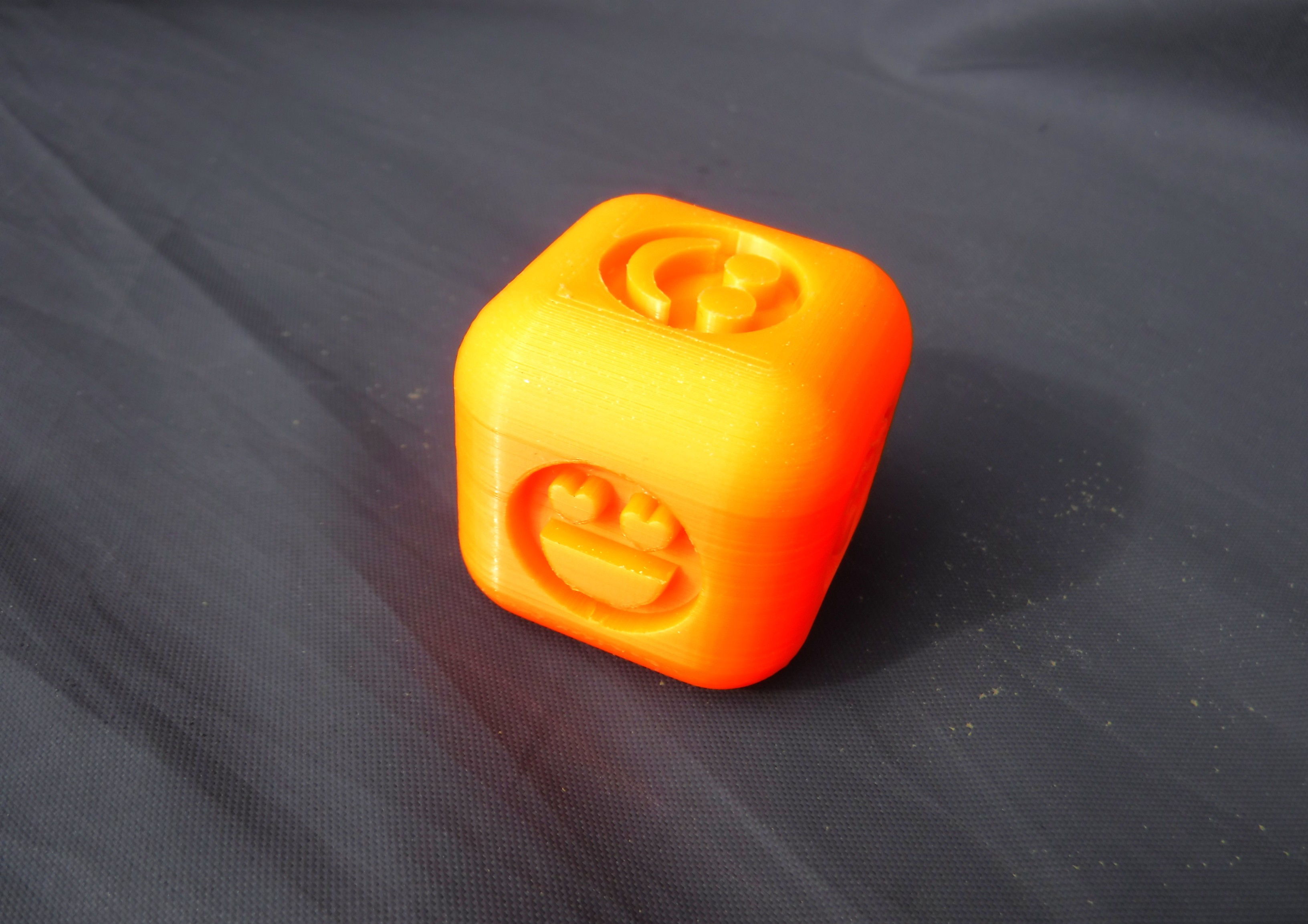 Emoji Faces Cube