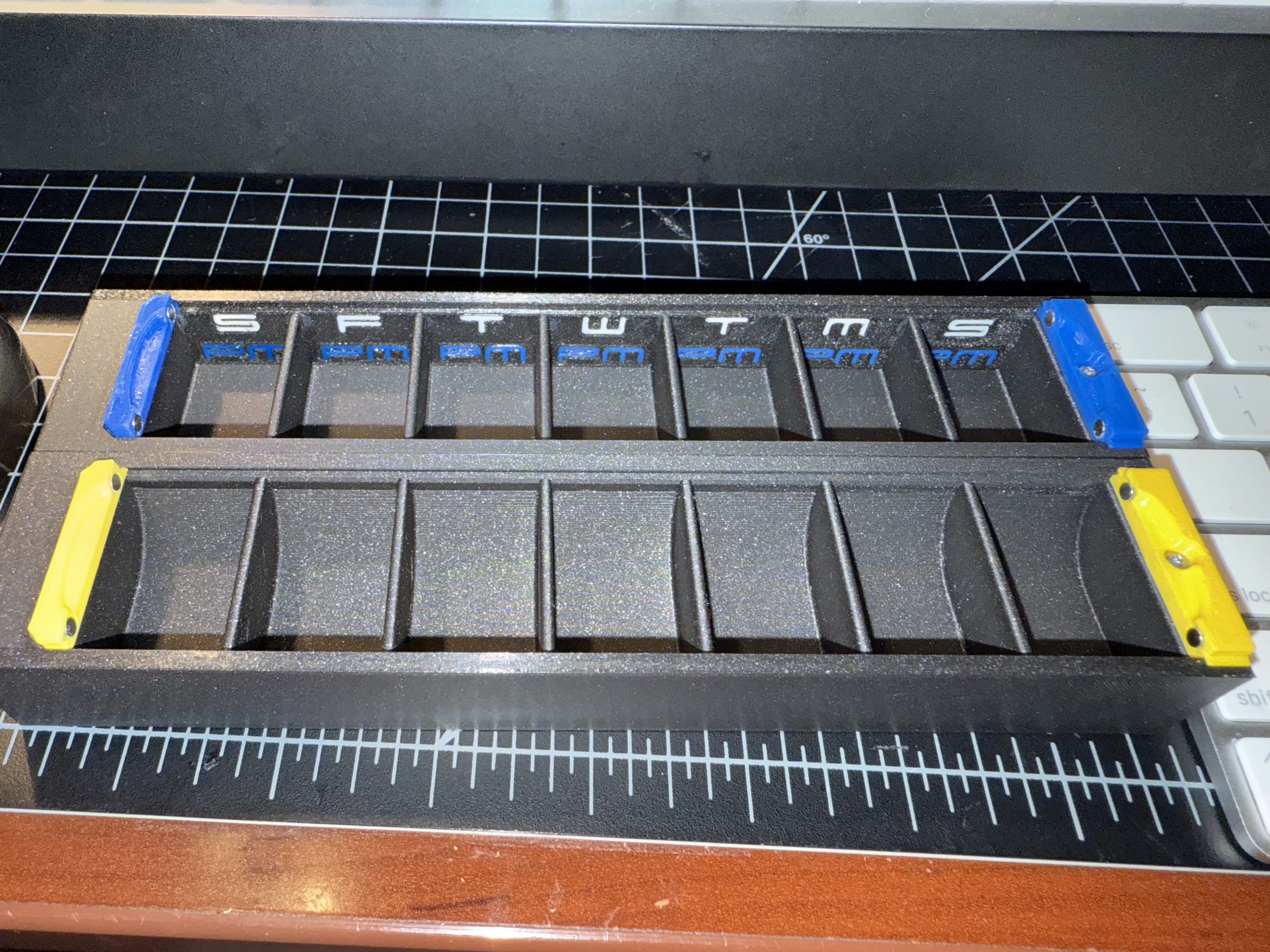 Pill Box Double — thumbnail 3