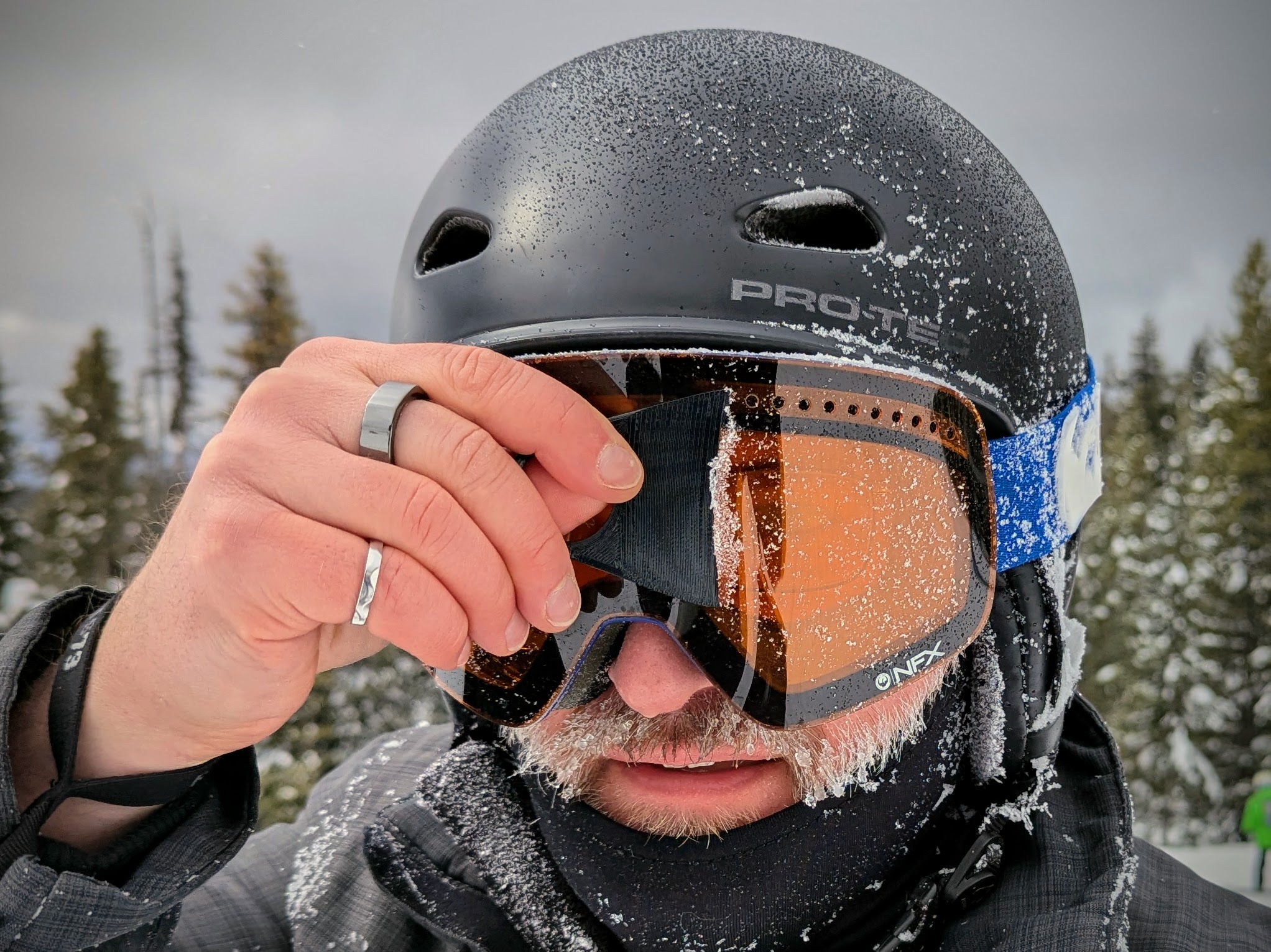Ski Goggle Scraper (TPU)