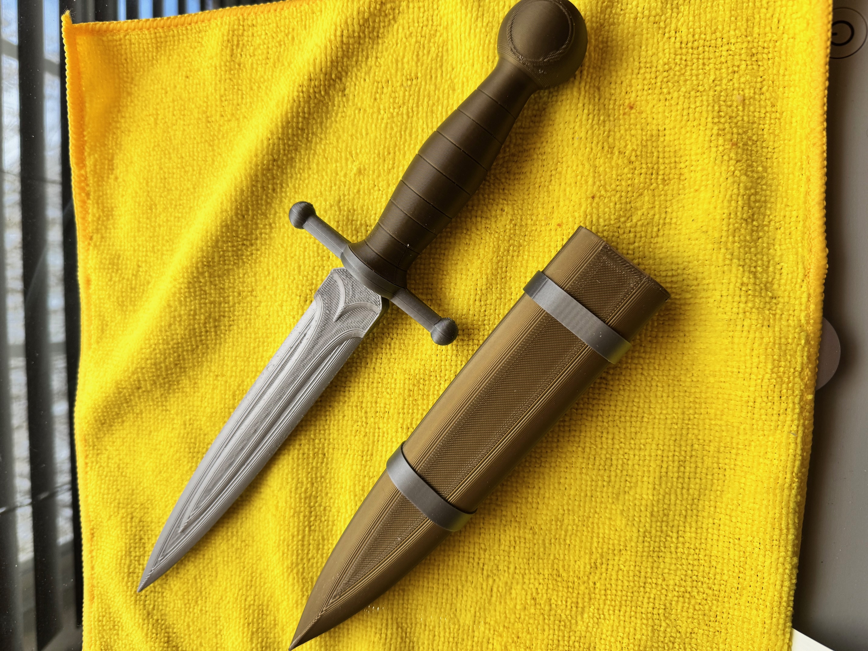 Analace Dagger and Scabbard