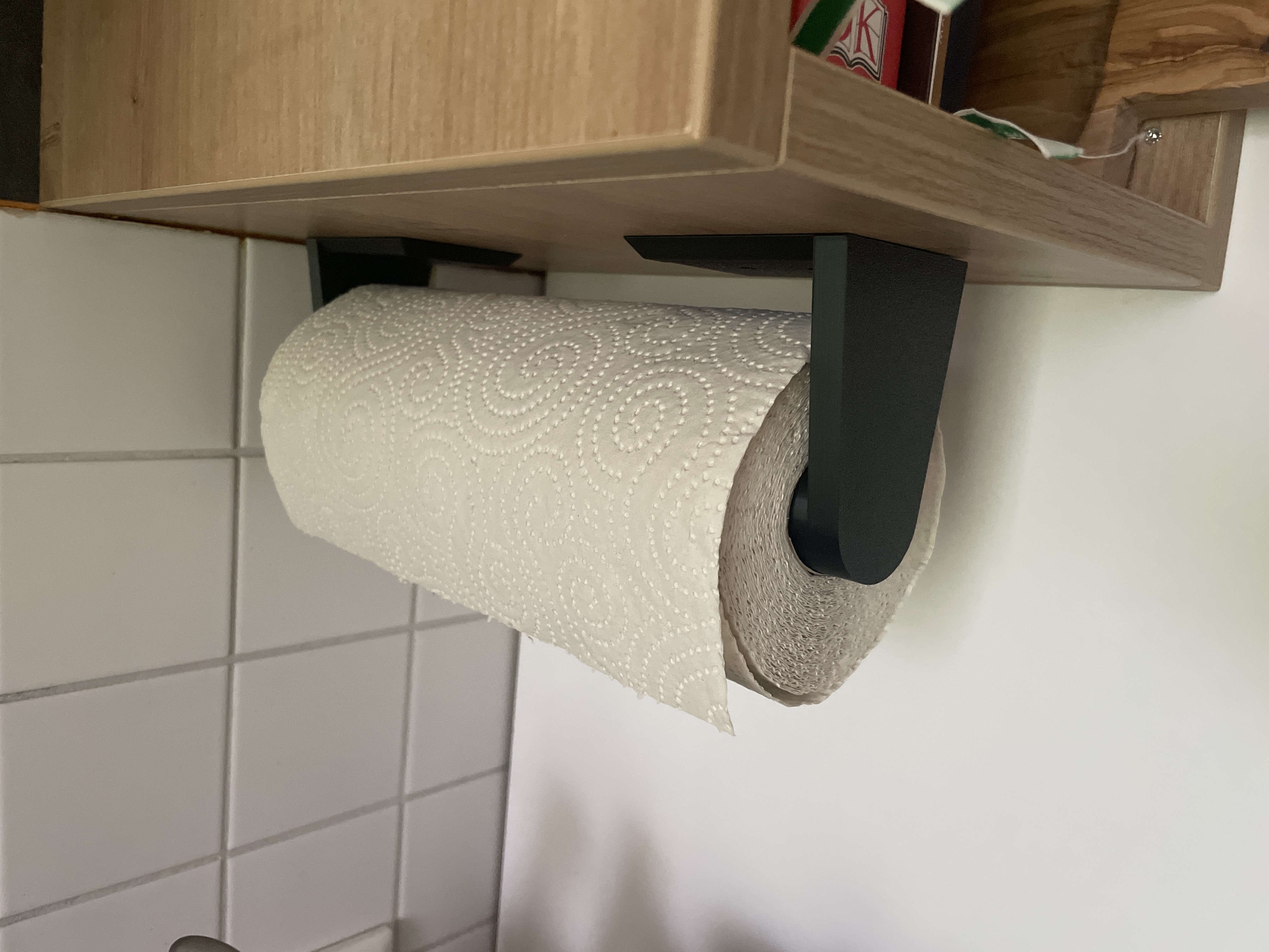 kitchen roll / paper towel holder