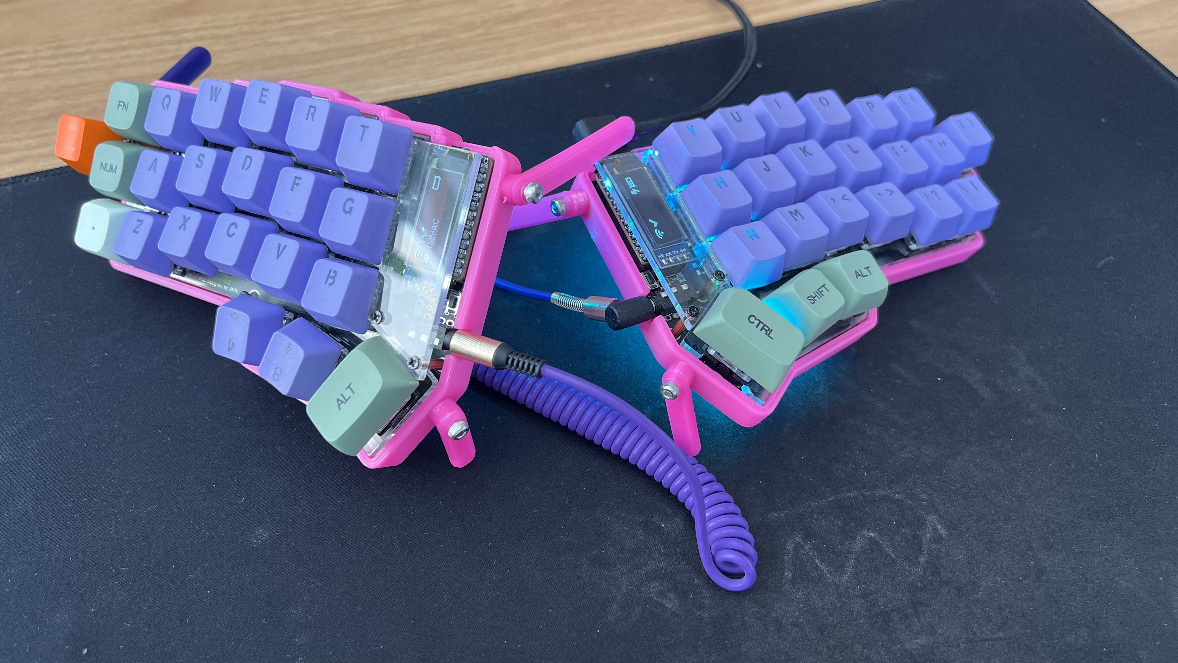 Jorne split keyboard case