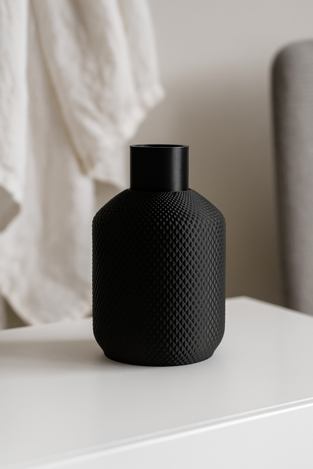 Vanoir Vase