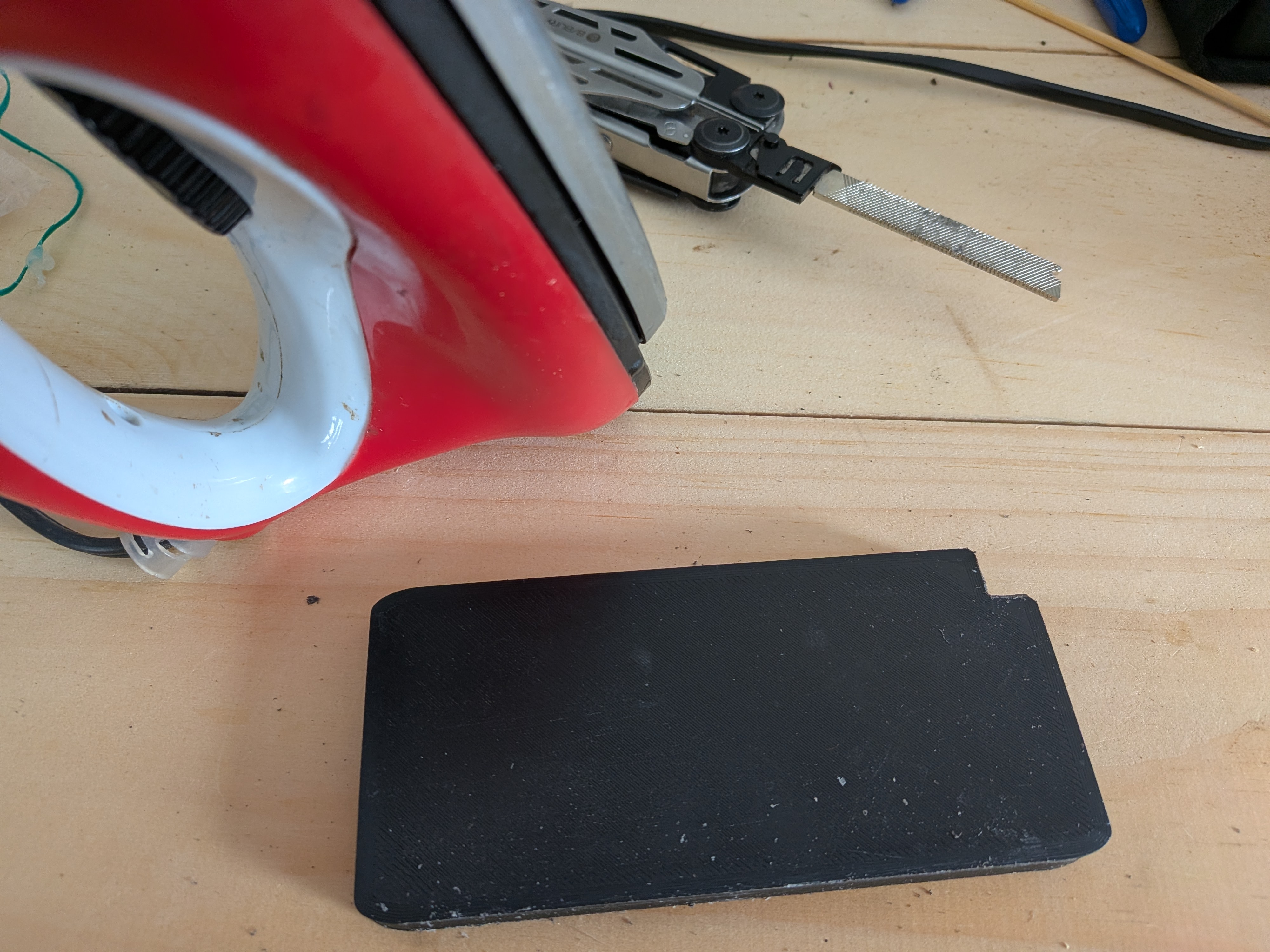 Wax Scrapper for skis and Snowboards