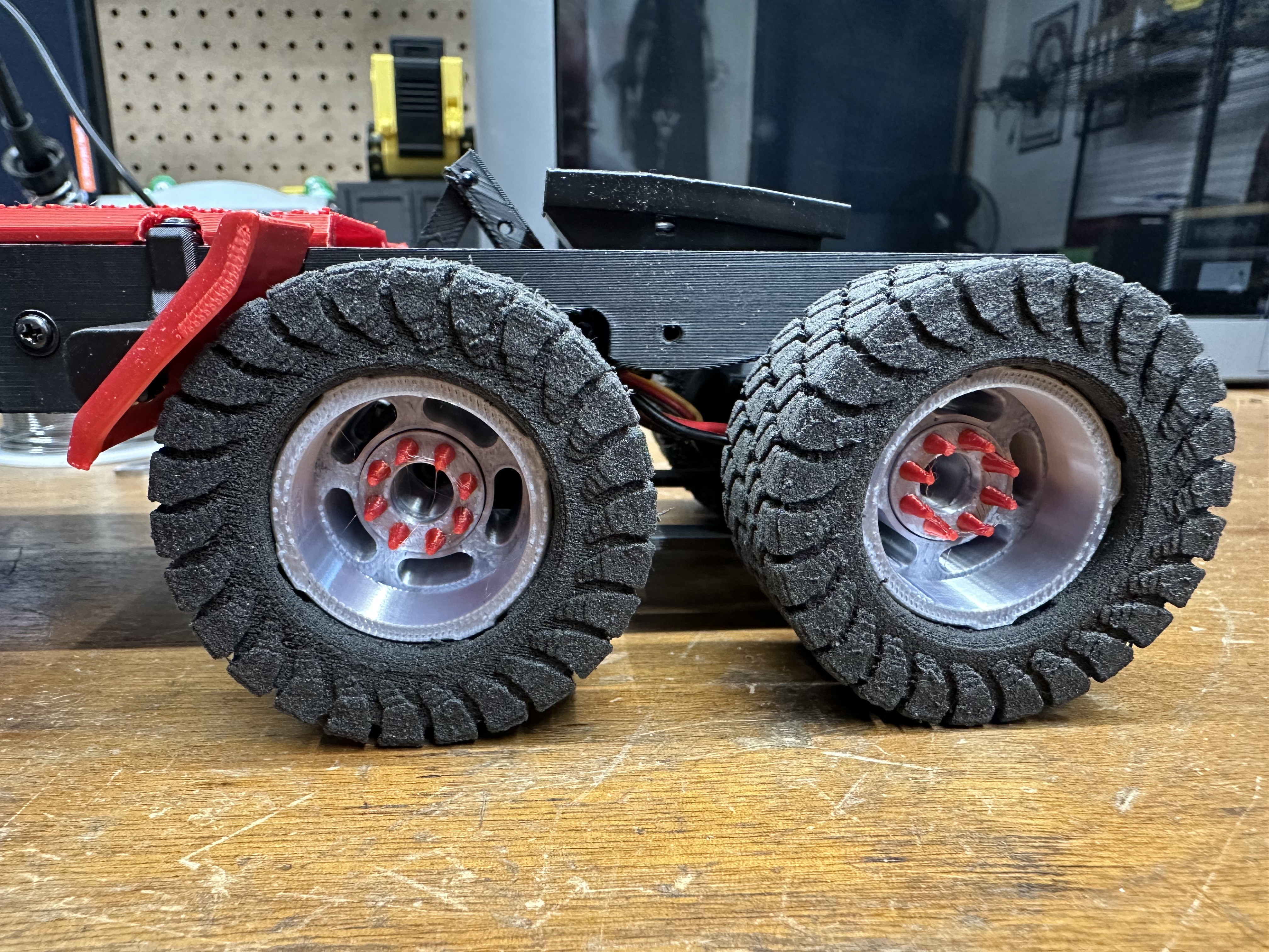 Different Wheel design for Professor boots semi