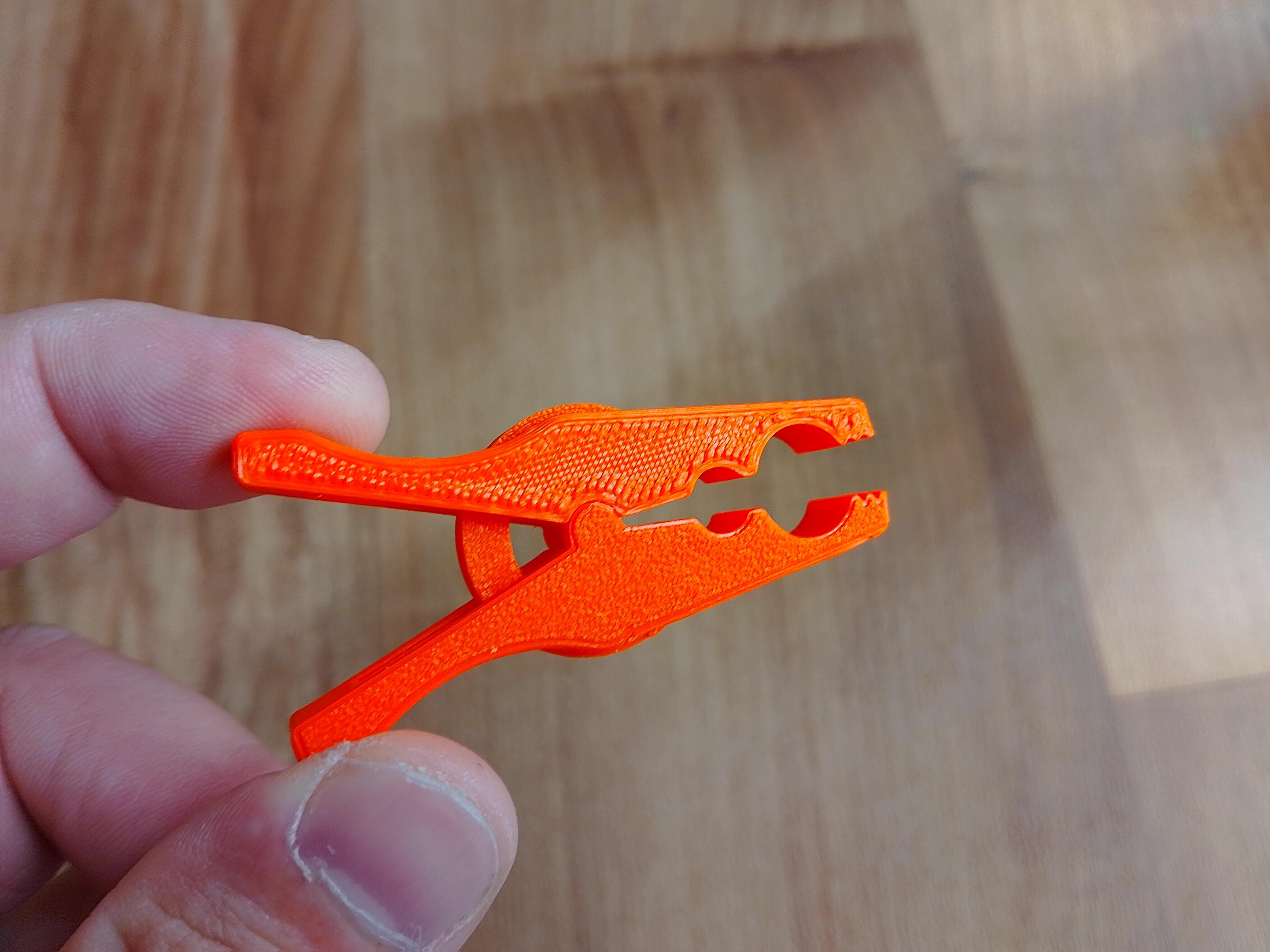 (failed) Clothes peg pin / (rozbíjející se) Kulík kolík na prádlo