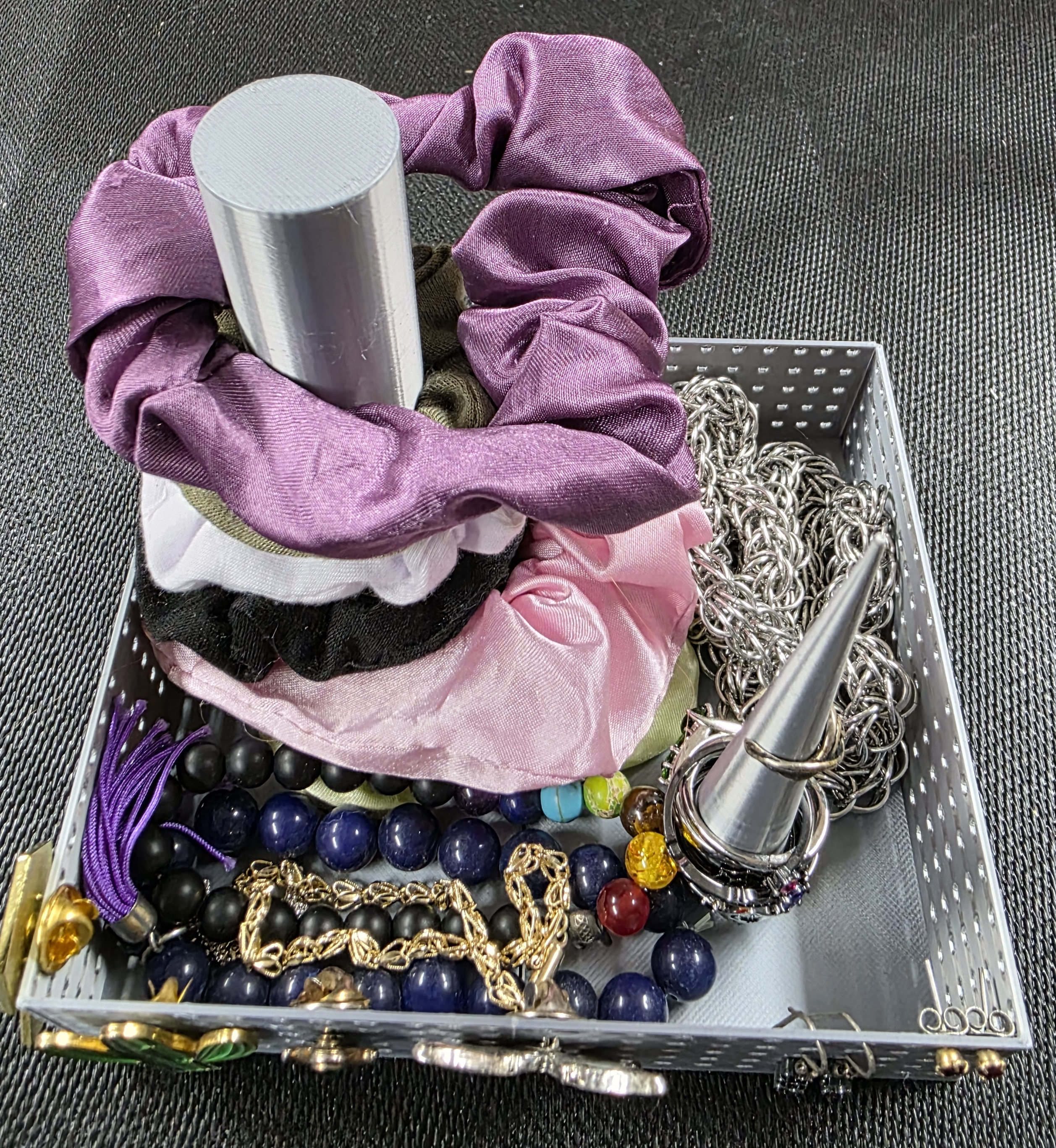 Jewelry Organizer 3D model