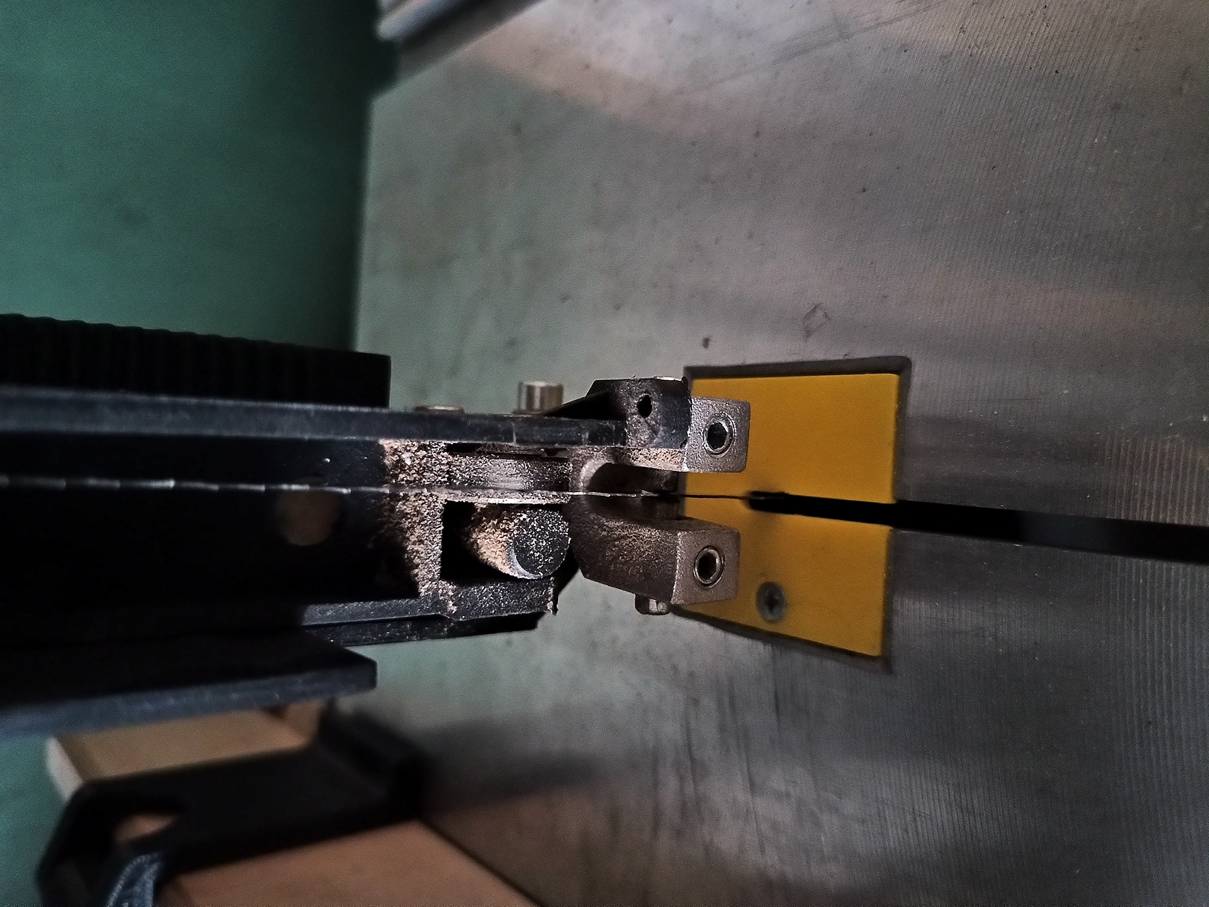 Titan ttb705bds bandsaw table inser