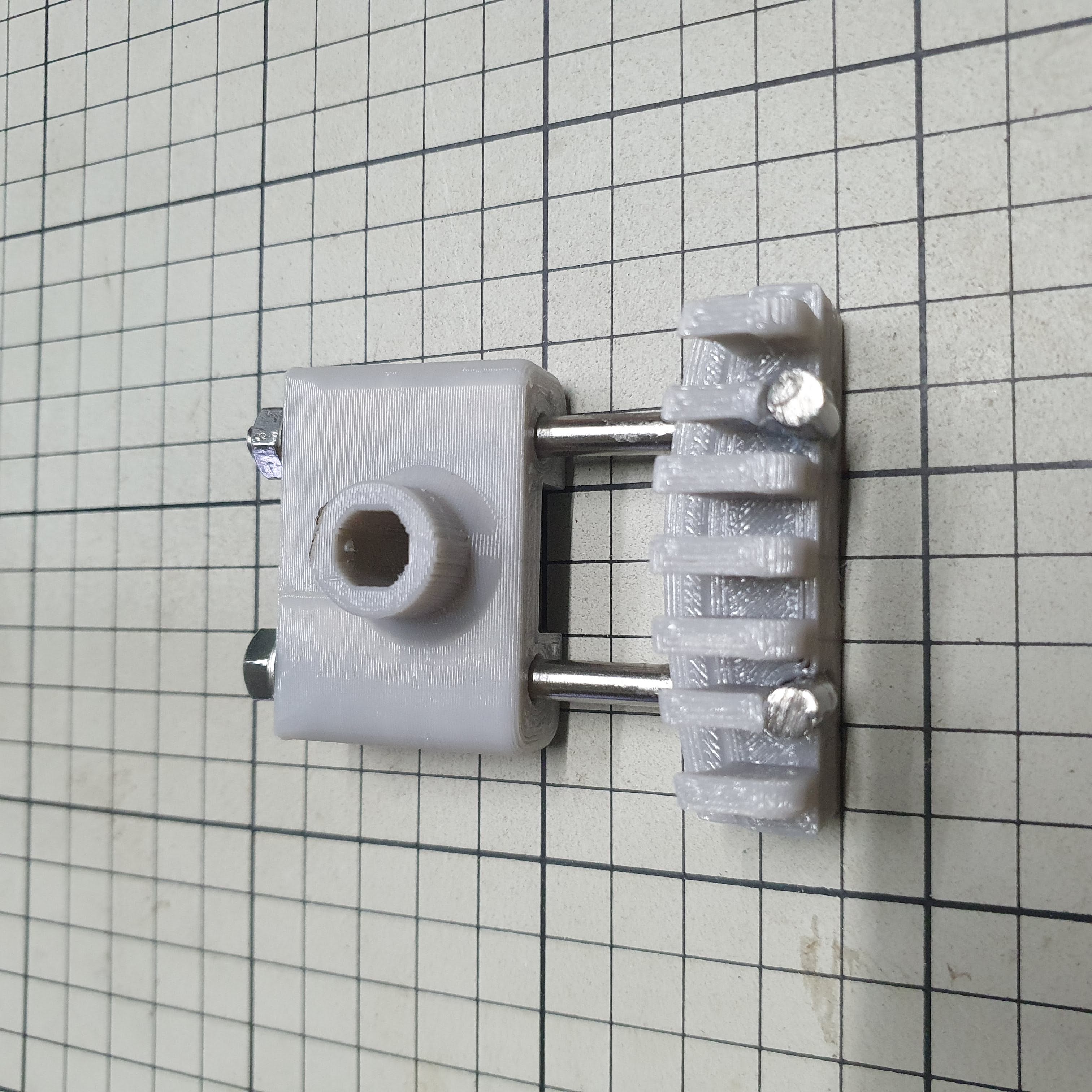 Klippermate Stringer Adjustable Badminton Clamp — thumbnail 6