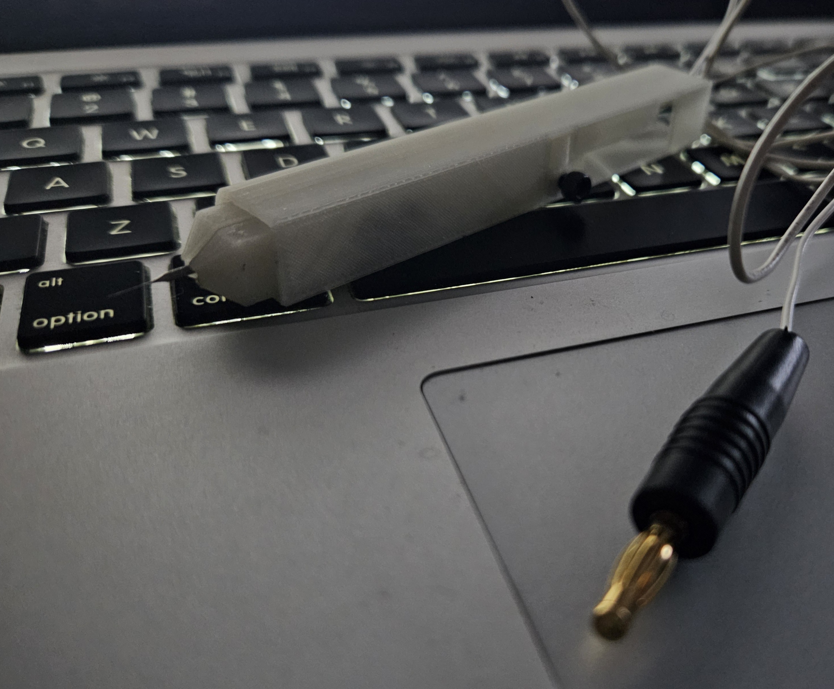 Retractable electrolysis probe holder — STL Grátis | 3DFinder