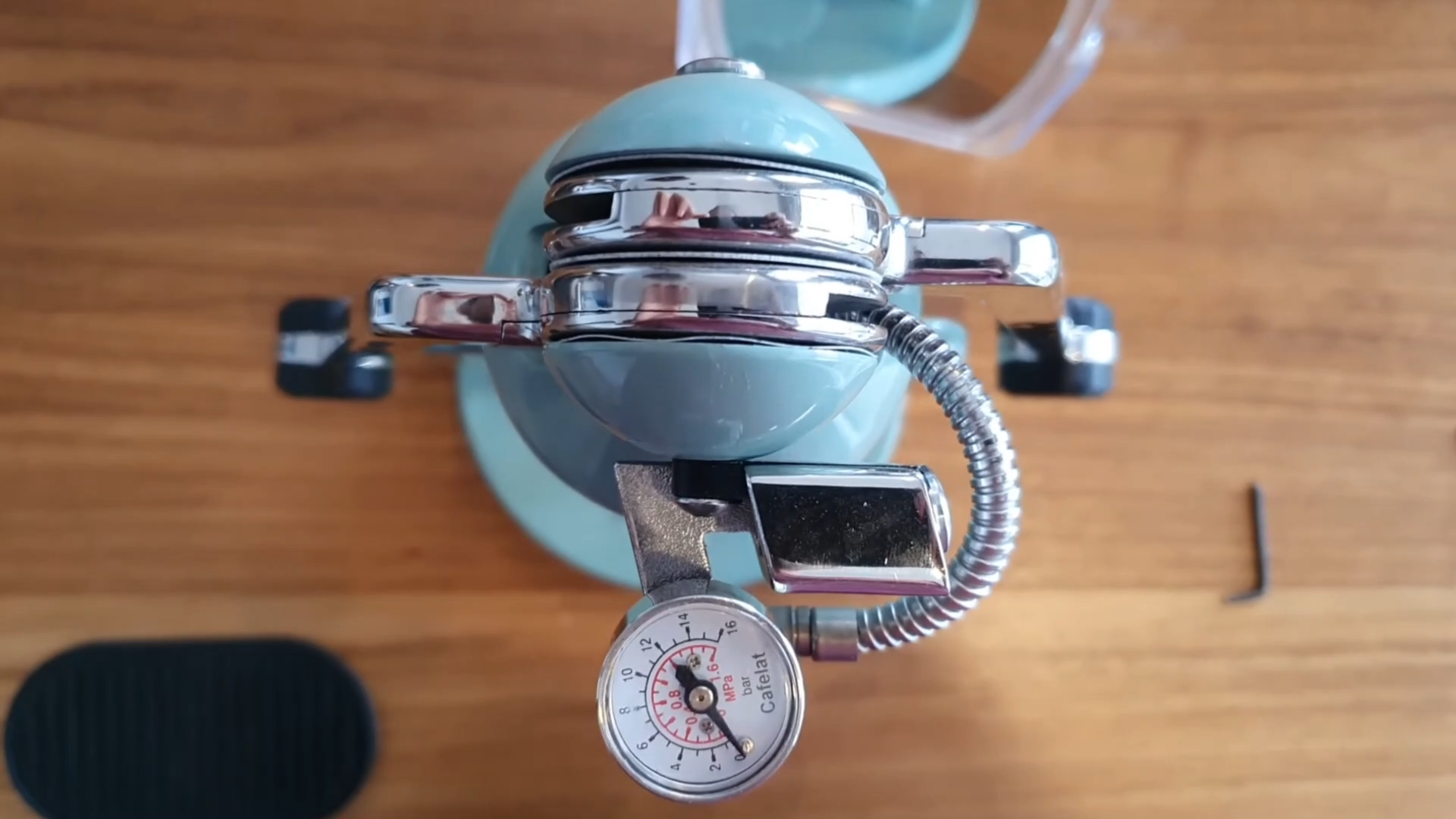 Cafelat Robot Pressure Gauge Holder