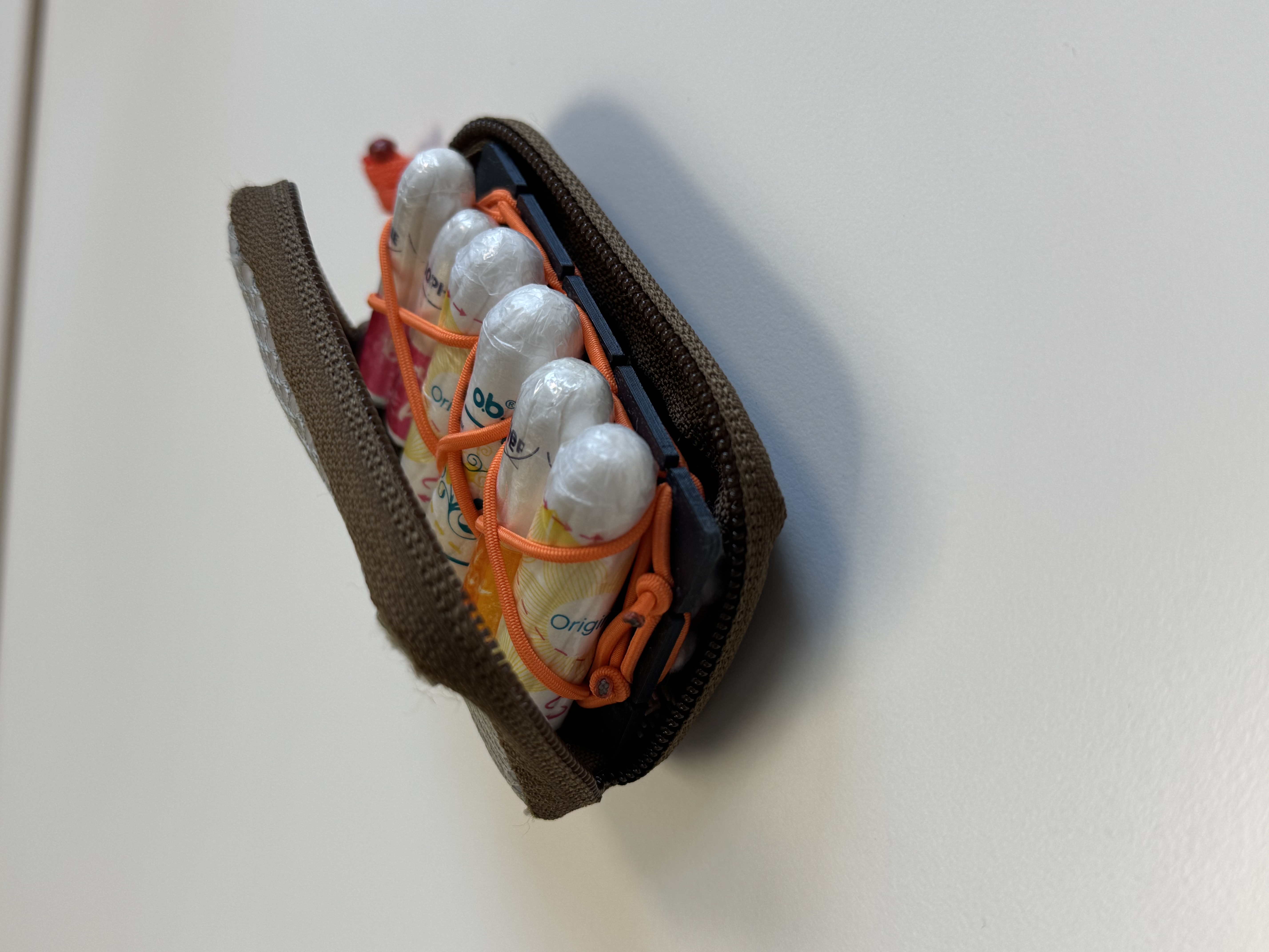 Miniatura 19 do modelo 3D EDC Rack / Tool organizer