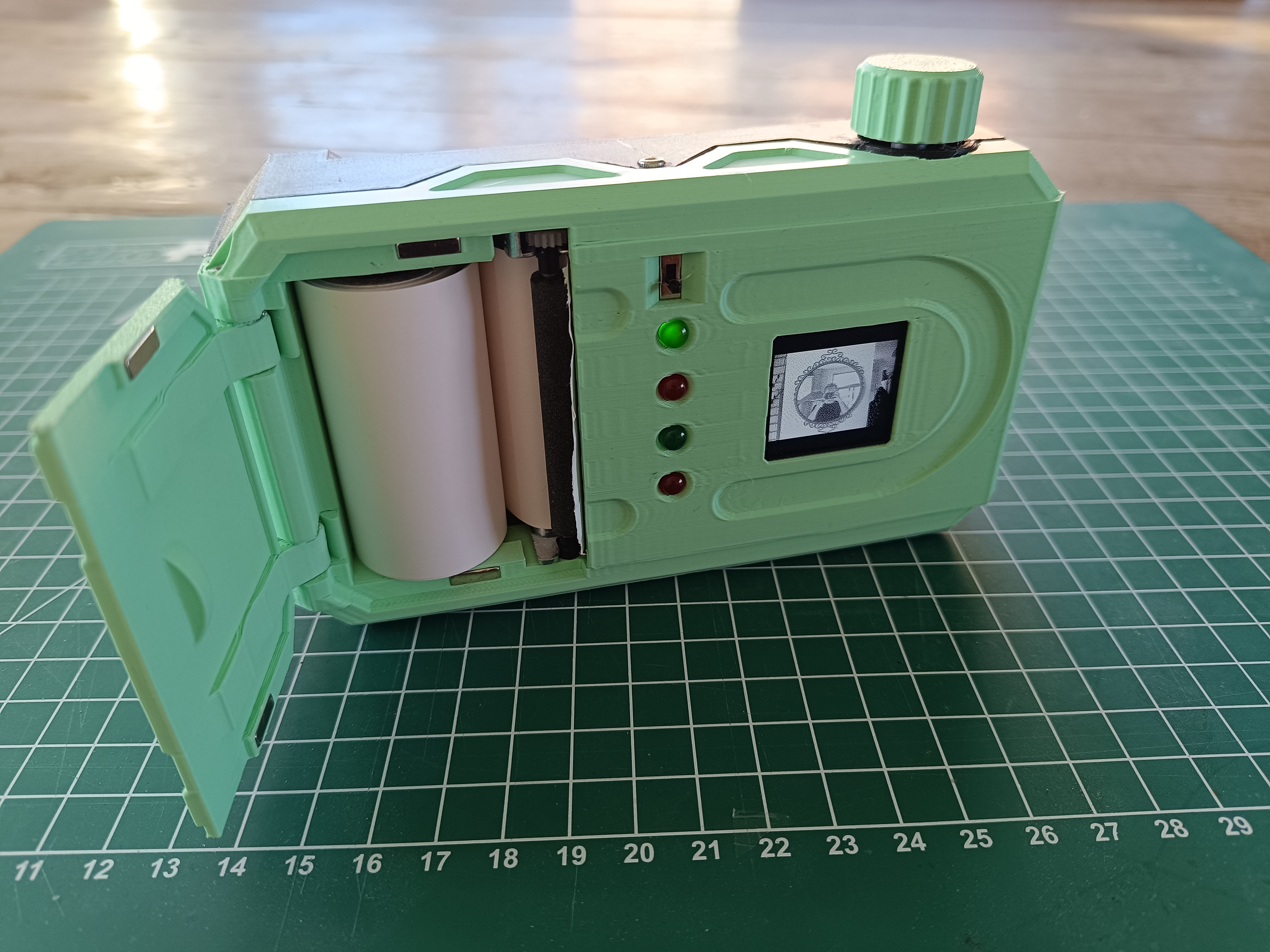 Pi-Zero based Instant camera — miniatura 3